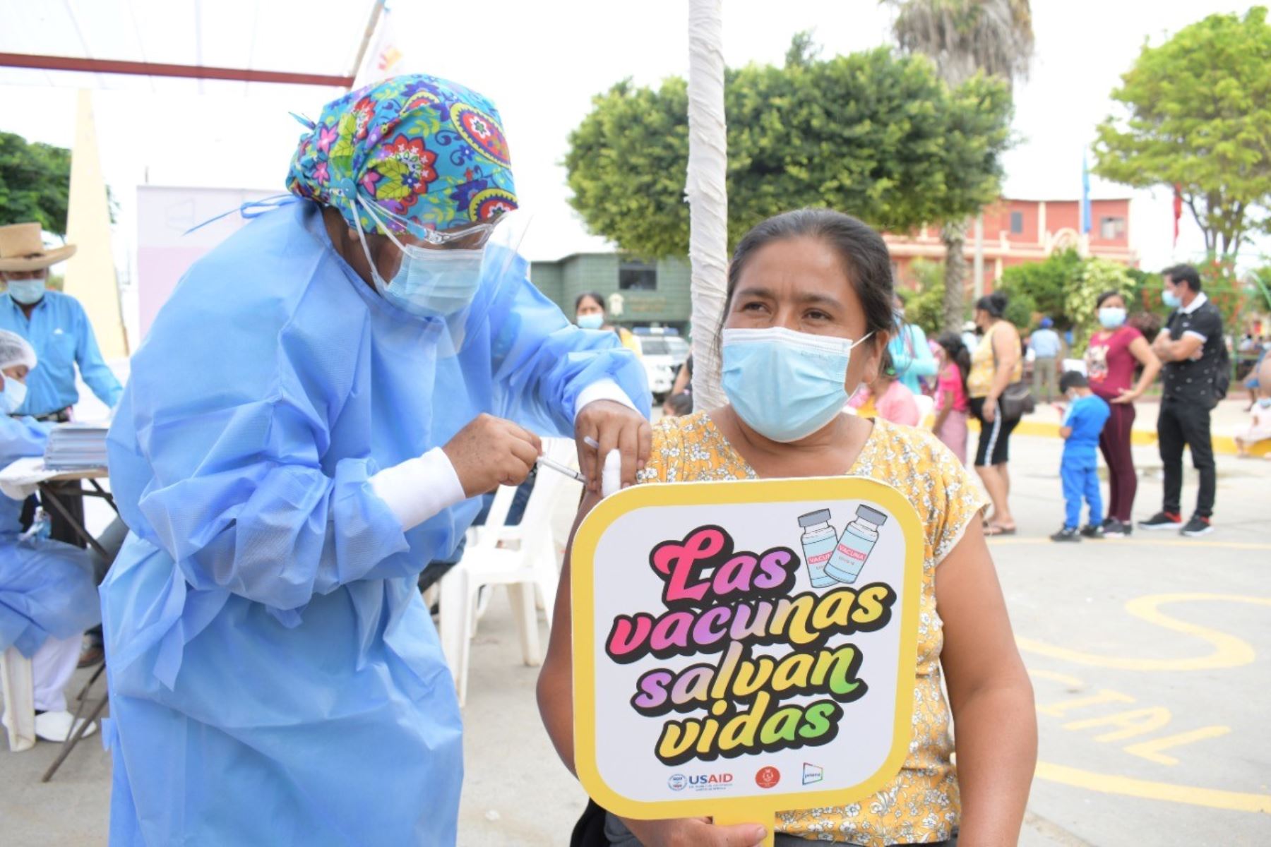 Exhortan a la población lambayecana a recibir dosis de refuerzo contra la covid-19. Foto: ANDINA/Difusión