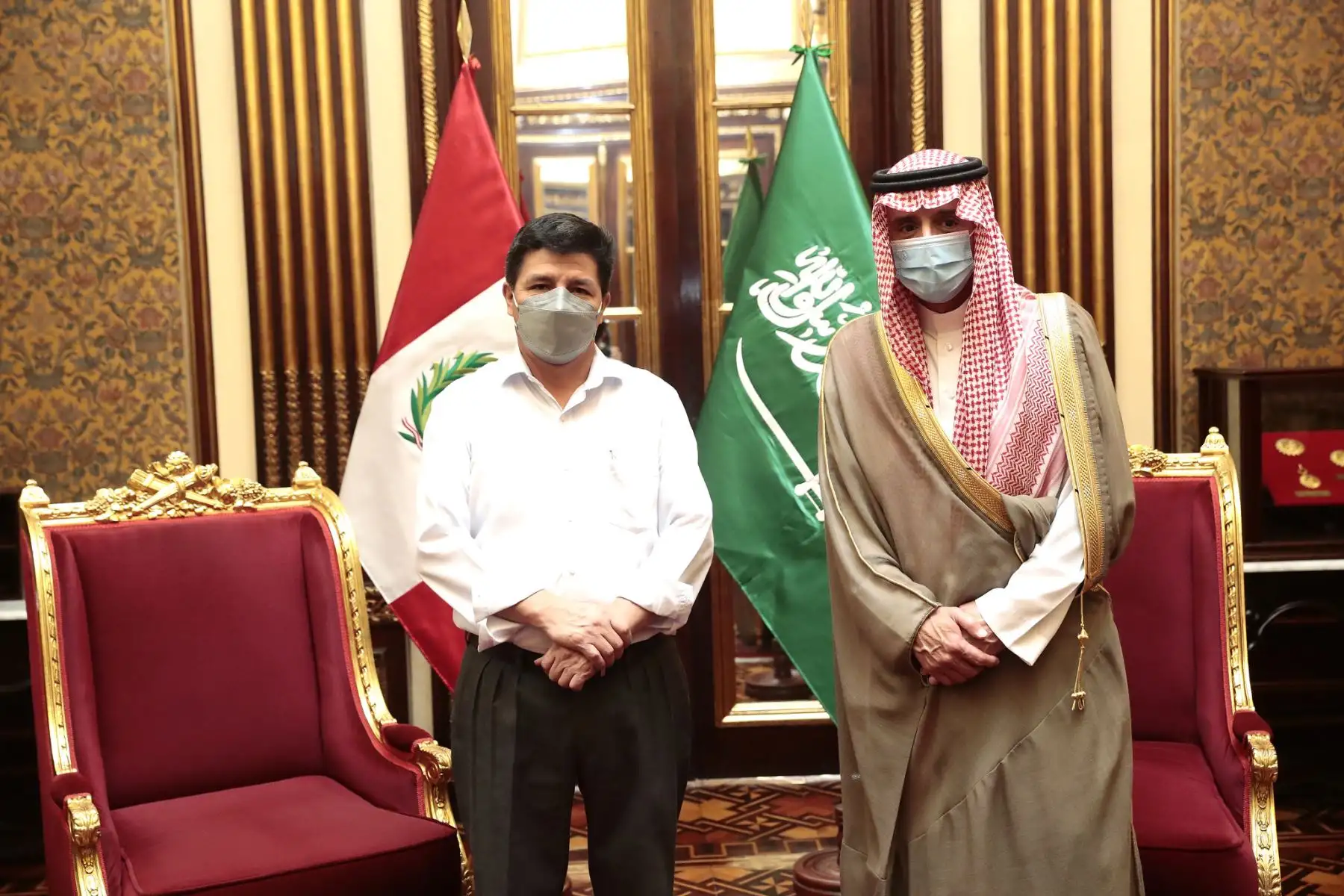 Presidente de la República, Pedro Castillo, recibe la visita del ministro de Estado para Asuntos Exteriores de Arabia Saudita, Adel bin Ahmed Al Jubeir. Foto: ANDINA/ Prensa Presidencia