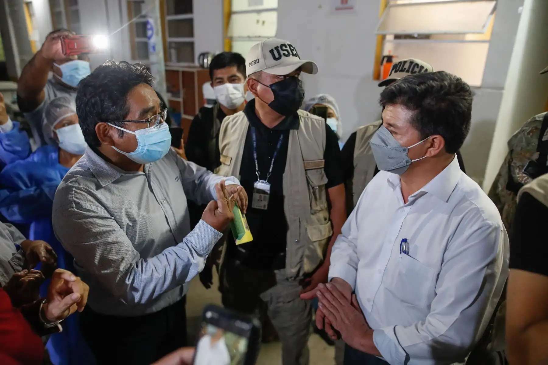 Jefe del Estado, Pedro Castillo, realizó visita inopinada al Hospital Referencial de Ferreñafe. Foto: ANDINA/Prensa Presidencia