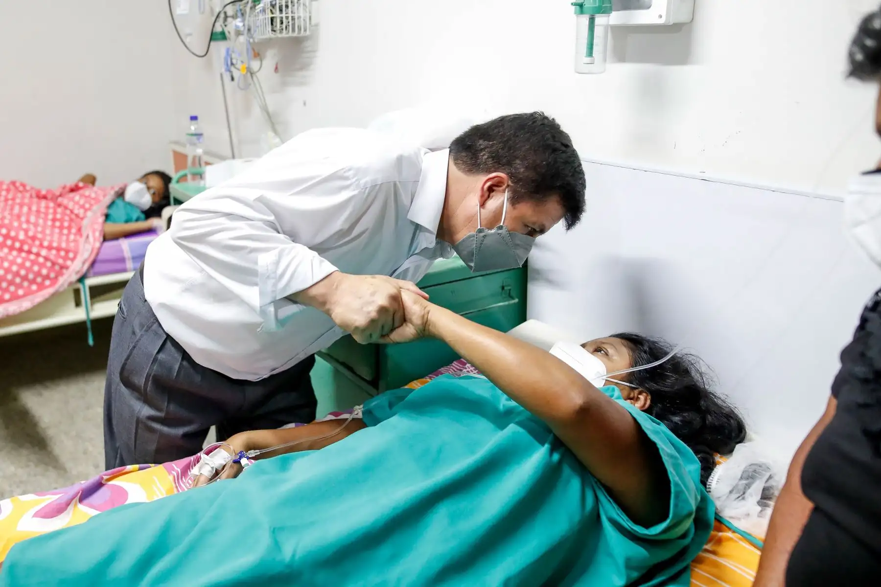 Jefe del Estado, Pedro Castillo, realizó visita inopinada al Hospital Referencial de Ferreñafe. Foto: ANDINA/Prensa Presidencia
