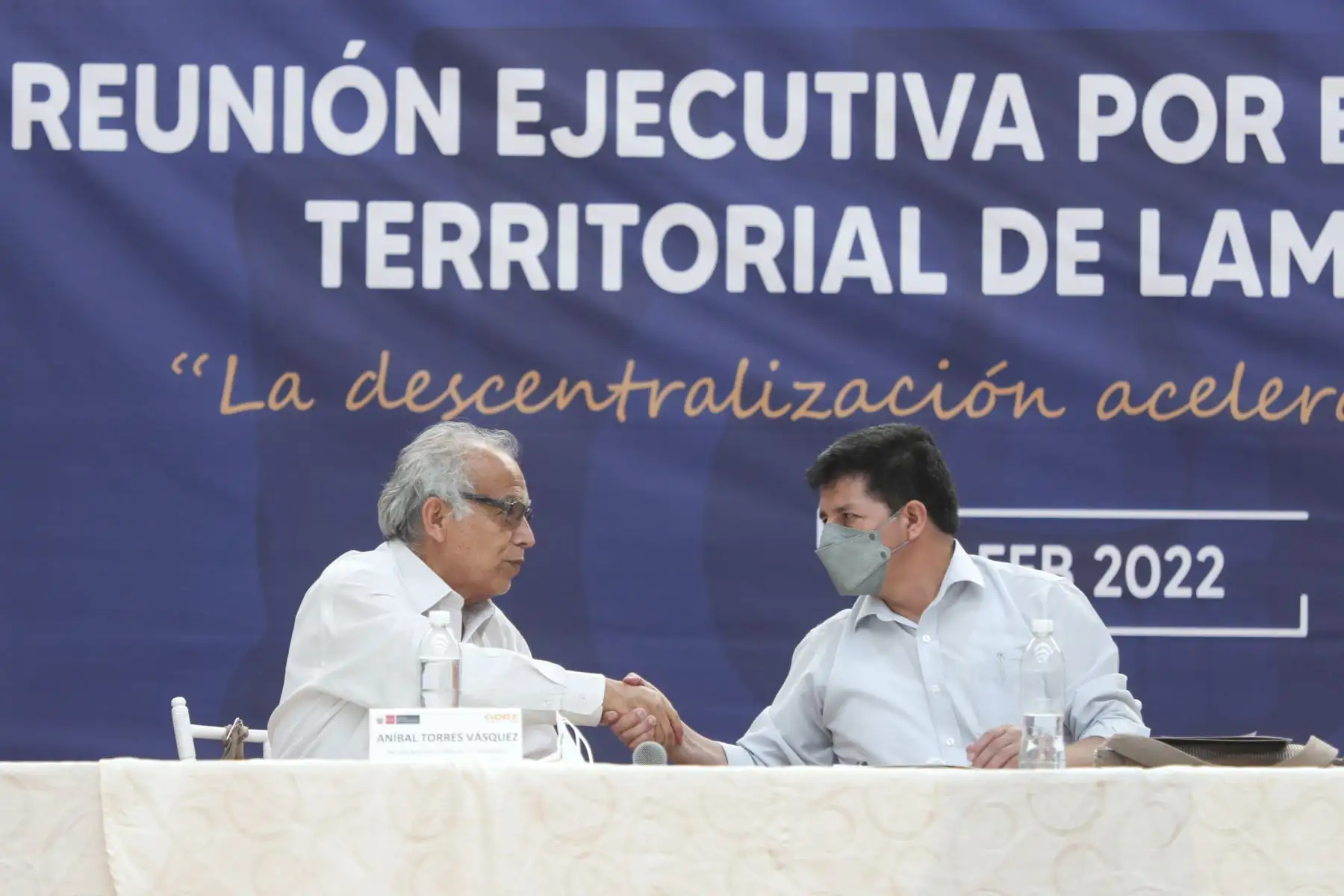 El Presidente de la República, Pedro Castillo, y el jefe del Gabinete Ministerial, Aníbal Torres, encabezan la Reunión Ejecutiva por el Desarrollo Territorial de Lambayeque, junto a la vicepresidenta Dina Boluarte, el gobernador Luis Alberto Díaz Bravo y ministros de Estado. Foto: ANDINA/PCM