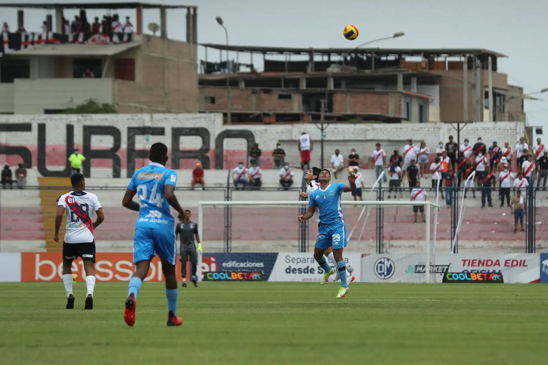 Deportivo Municipal y Binacional se enfrentan en el estadio Iván Elías de Villa El Salvador por la fecha 3 de la Liga 1. Foto: ANDINA/Carla Patiño