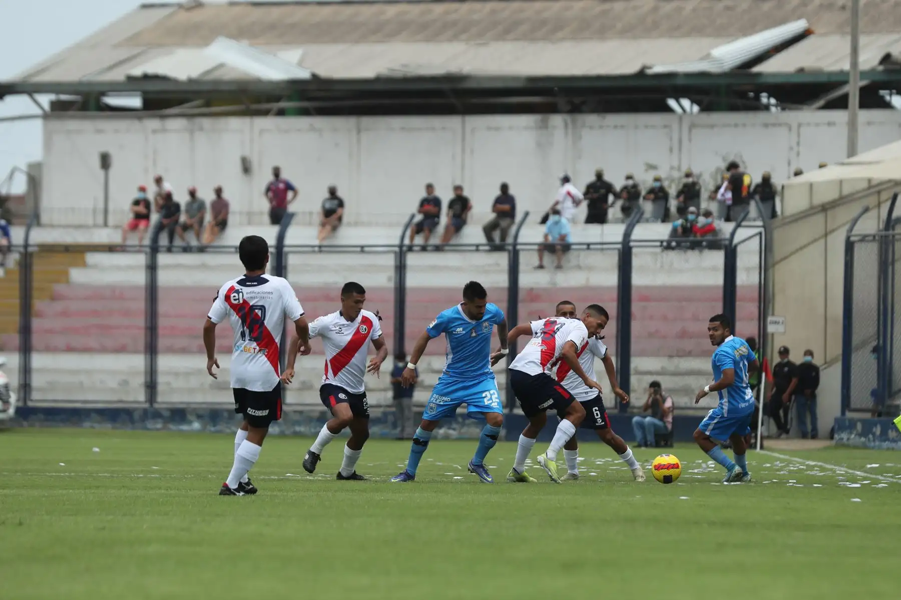 Deportivo Municipal y Binacional se enfrentan en el estadio Iván Elías de Villa El Salvador por la fecha 3 de la Liga 1. Foto: ANDINA/Carla Patiño