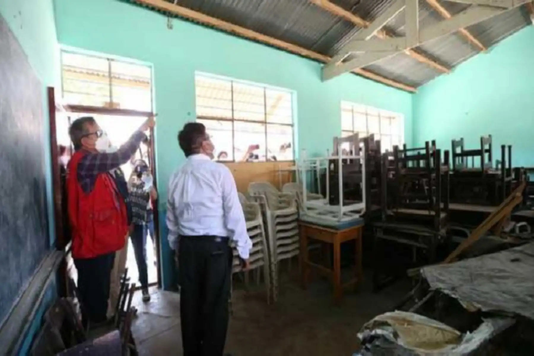 Eln el Ejecutivo se ha formado una comisión multisectorial que está viendo la solución de algunos problemas que podrían afectar los aprendizajes de los estudiantes.