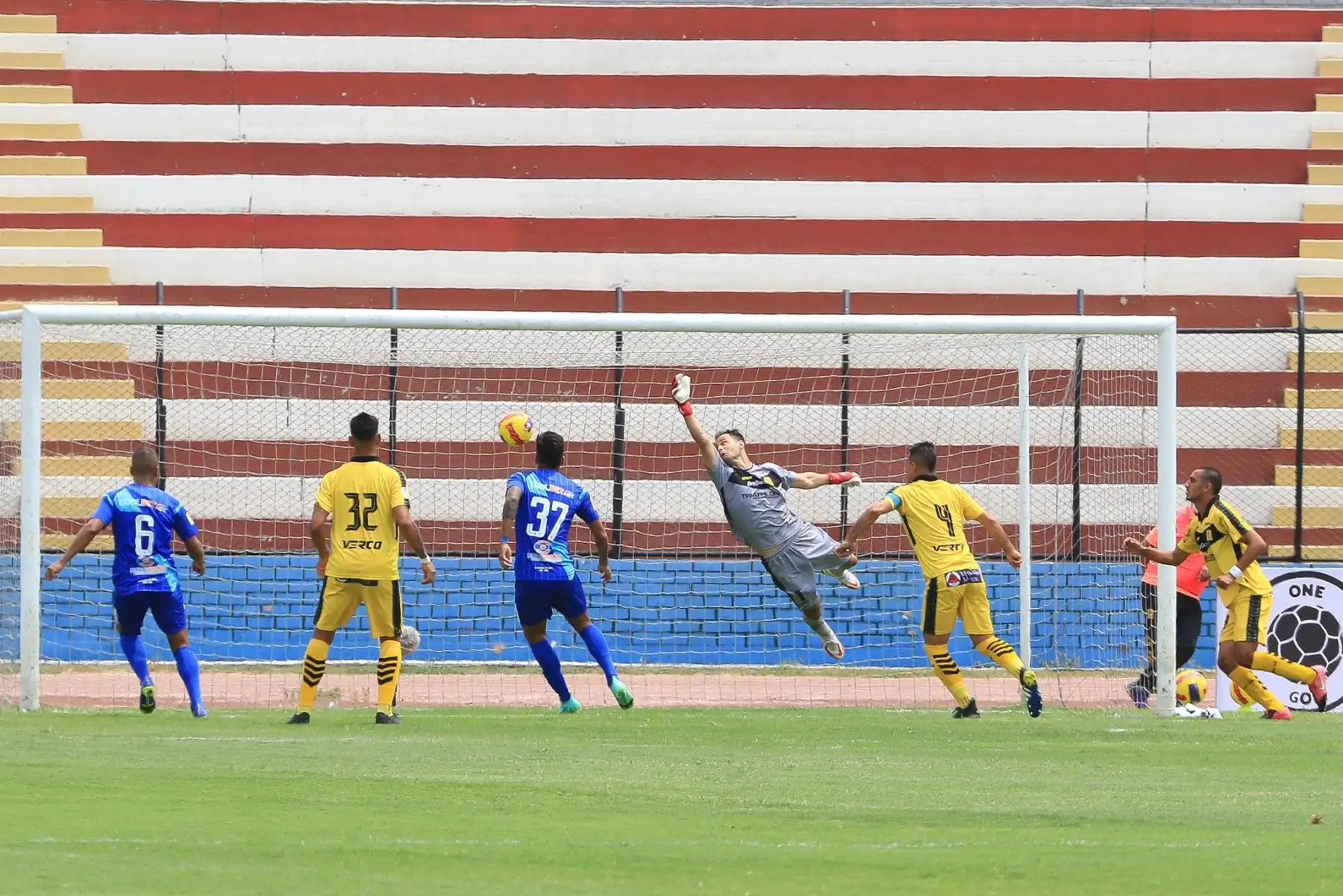 Cantolao enfrenta a Alianza Atlético de Sullana en el estadio Miguel Grau del Callao por la fecha 3 de la Liga 1. Foto: FPF