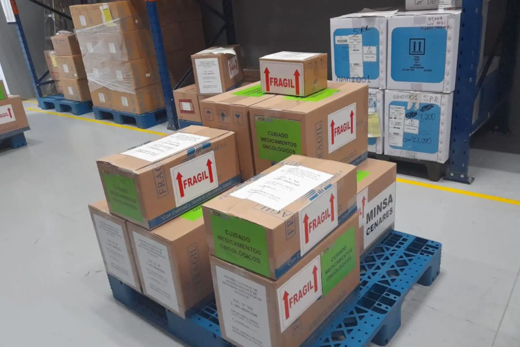 Medicamentos serán distribuidos a los establecimientos de salud para restablecer paulatinamente el suministro a pacientes de todo el país. Foto: Minsa