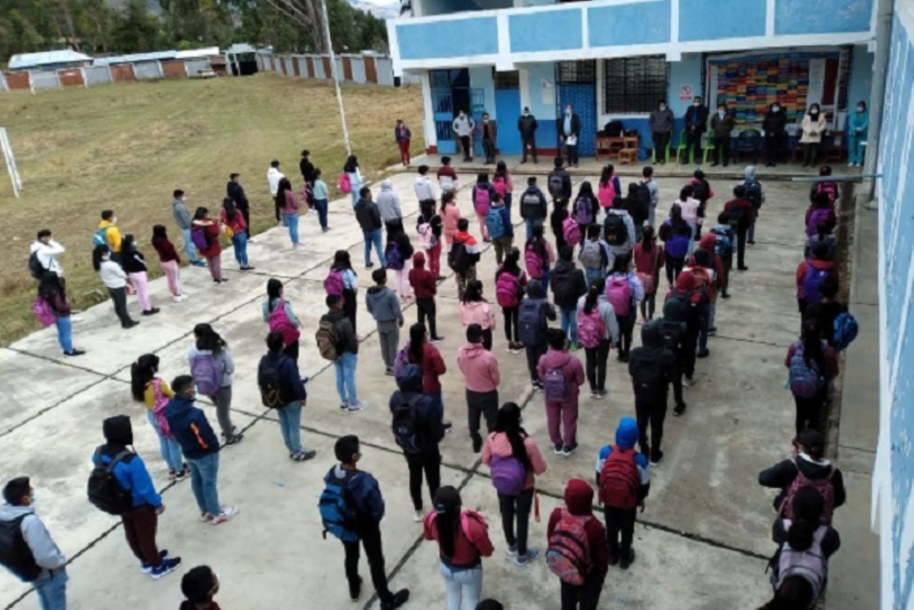 El lunes 14 de marzo se iniciarán las clases presenciales en colegios de 18 regiones del país. Foto: ANDINA/difusión.