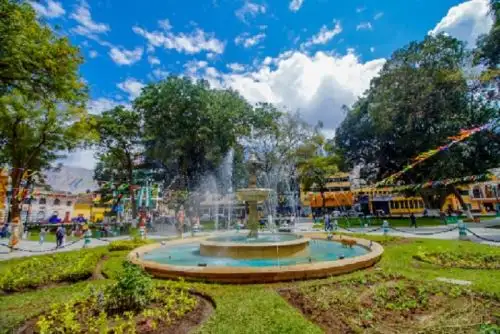 La celebración prevista para mañana a partir de las 10:00 horas, es organizada por la Comisión Bicentenario Regional de Huánuco, conformado por el gobierno regional, la Muncipalidad de Huánuco y el Proyecto Especial Bicentenario del Ministerio de Cultura.