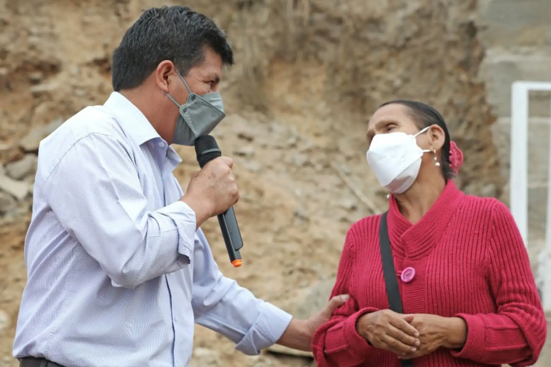 Presidente Pedro Castillo participa en la entrega del subsidio económico Yanapay a la beneficiaria número 12 millones. Foto: ANDINA/ Prensa Presidencia