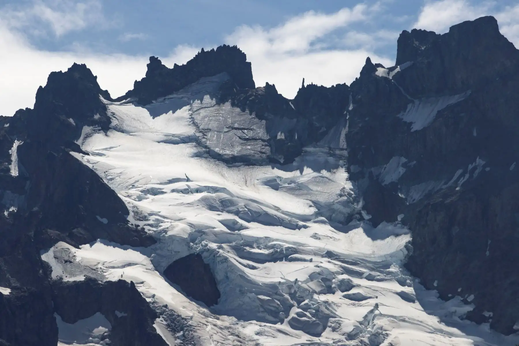 Fotografía del glaciar Cerro Castillo, situado en el cordón montañoso y Parque Nacional de mismo nombre y parte de los Campos de Hielo Norte, en la sureña región de Aysén (Chile). Foto: EFE
