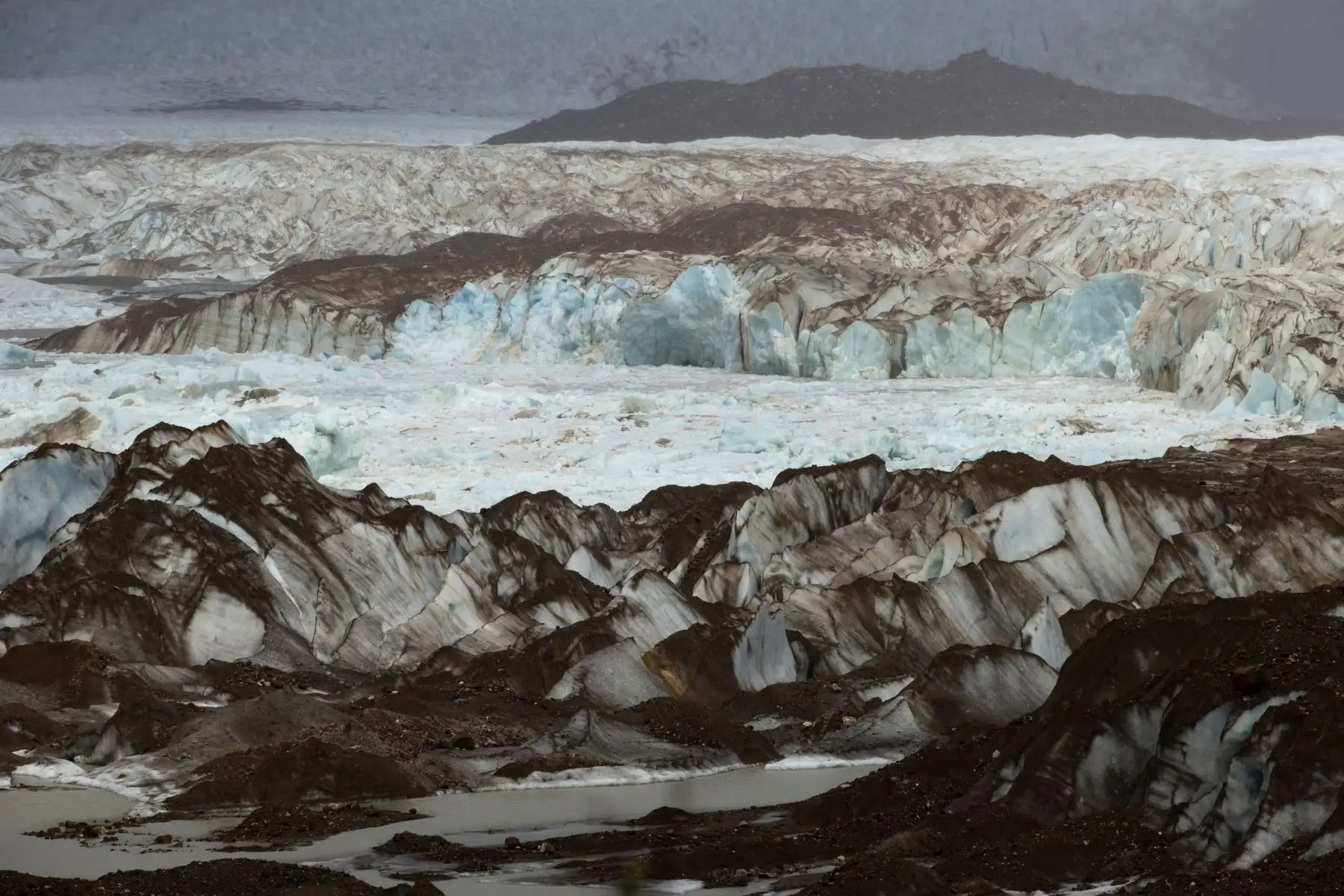 Fotografía del glaciar Exploradores, en el Parque Nacional Laguna San Rafael, en la sureña región de Aysén (Chile). El inexorable avance del calentamiento global ha llegado a una de las zonas más prístinas del planeta: la Patagonia chilena, cuyos glaciares batallan sin suerte contra el deshielo. EFE/Alberto Valdés