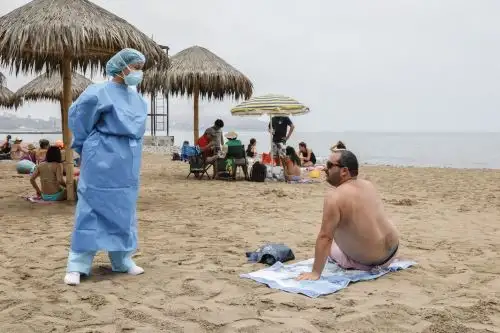 El 52 % de los contagiados son hombres, mientras que el 48 % son mujeres. Foto: difusión.
