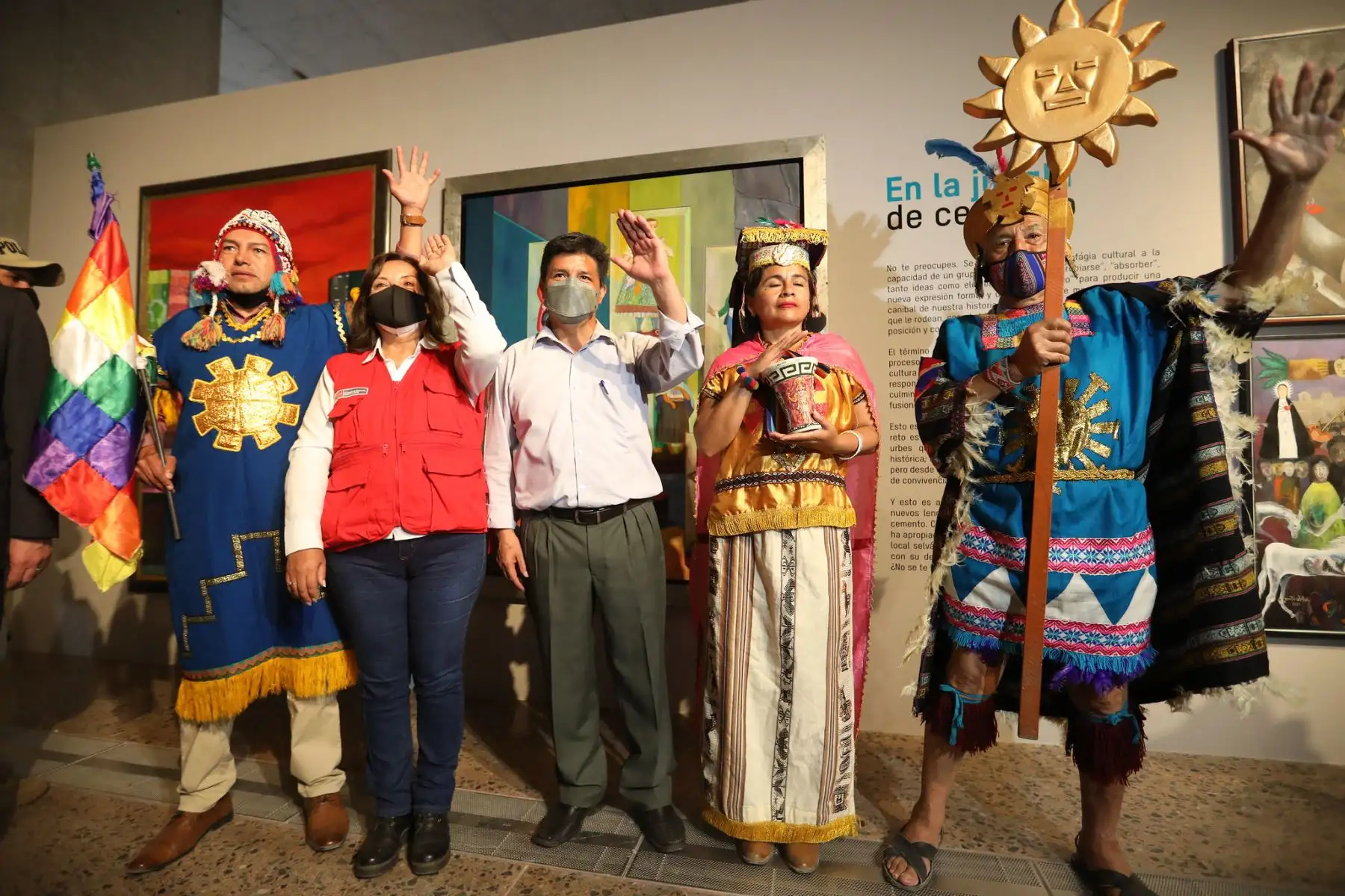 Presidente de la República, Pedro Castillo, se reunió con miembros del Parlamento Andino en el Museo Nacional del Perú (MUNA), del distrito de Lurín.
Foto: ANDINA/ Prensa Presidencia