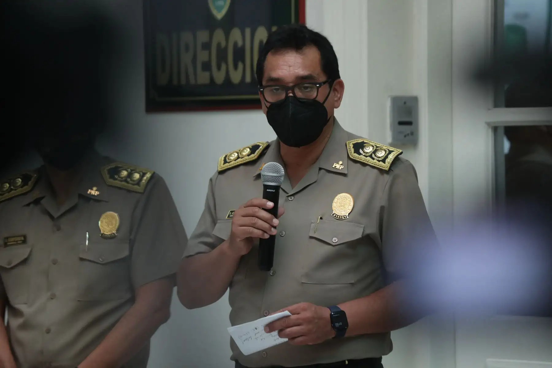 Presentación de los resultados de los operativos policiales ejecutados durante los primeros 20 días del estado de emergencia declarado en Lima Metropolitana y Callao, debido a la inseguridad ciudadana. Jefe de la Región Policial Callao, general PNP Iván Lizzetti. Foto: ANDINA/ Carla Patiño