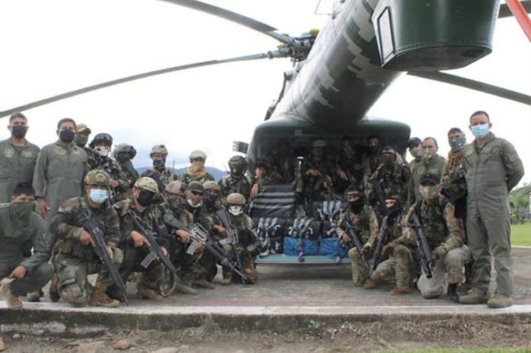 Operativo conjunto policial-militar permitió el decomiso de 400 kilos de droga. Foto: ANDINA/difusión.