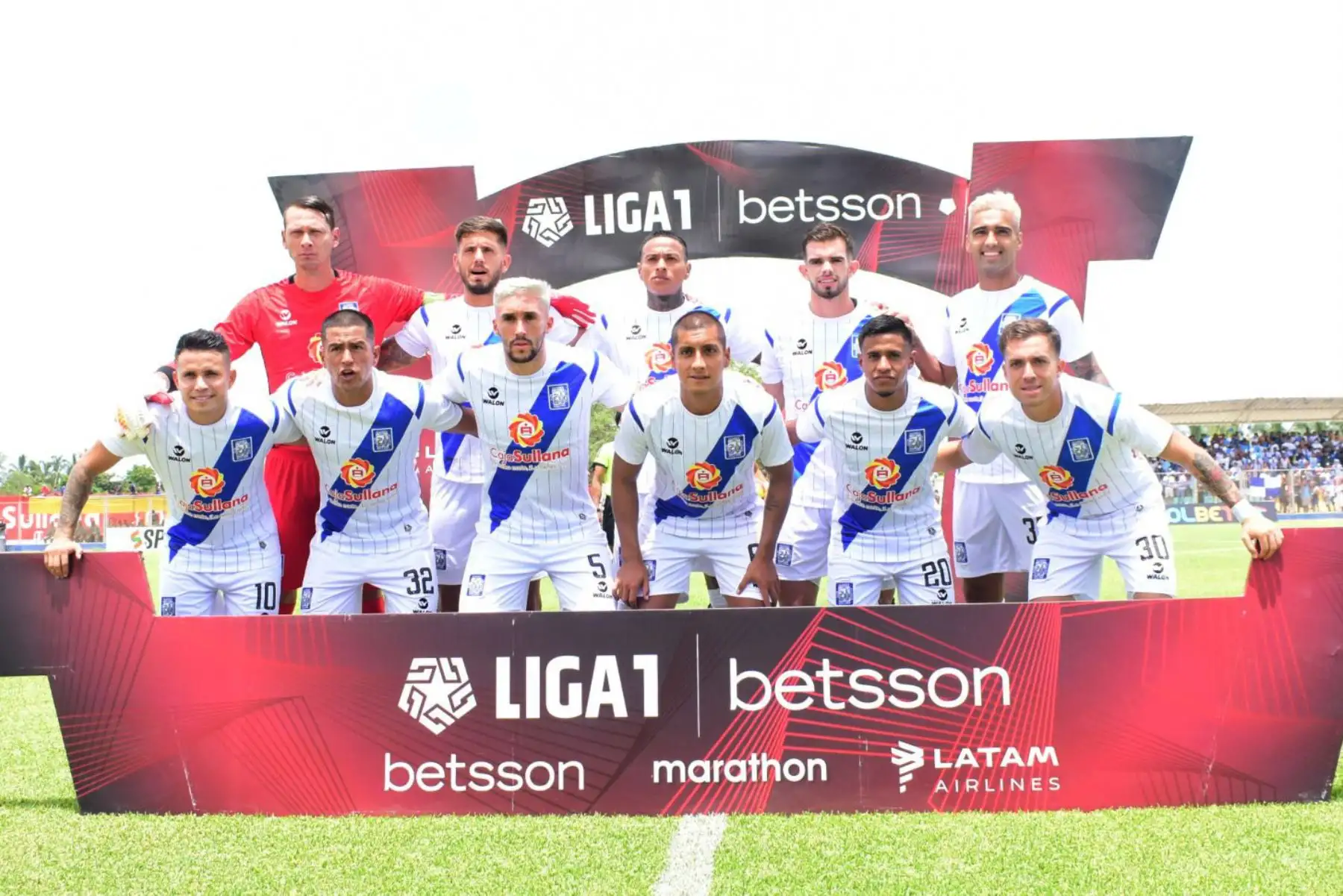 Alianza Lima y Alianza Atlético  Sullana  se enfrentan en el estadio Melanio Coloma por la fecha 4 de la Liga 1. 
Foto: @alianzasullana_