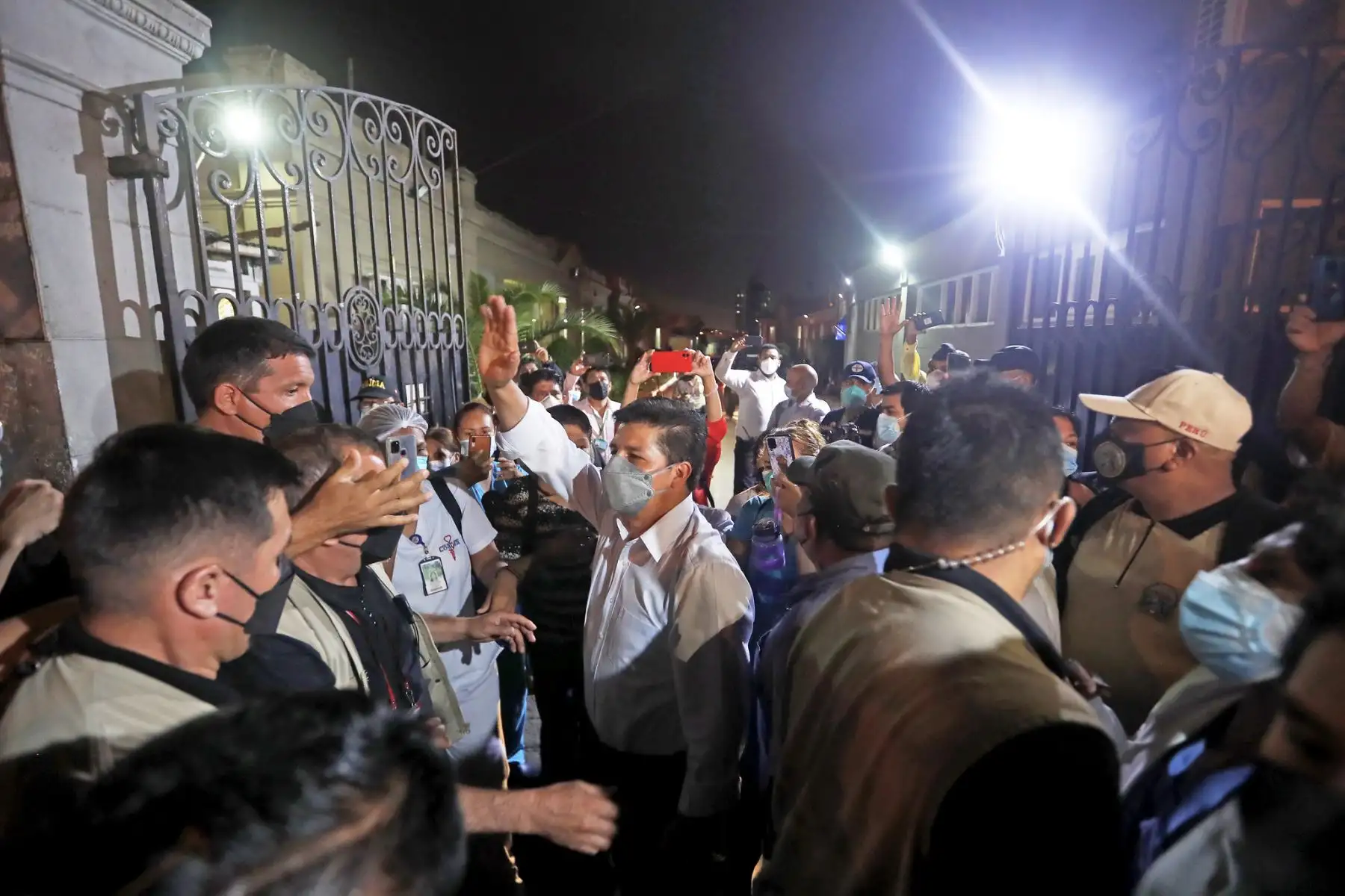 Presidente de la República, Pedro Castillo, realiza visita inopinada al Hospital Arzobispo Loayza
Foto: ANDINA/Prensa Presidencia