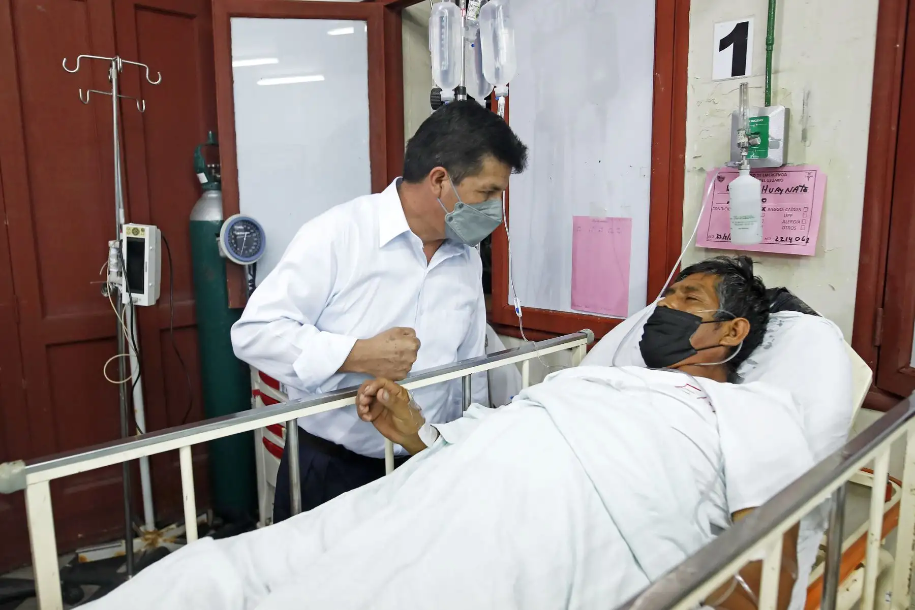Presidente de la República, Pedro Castillo, realiza visita inopinada al Hospital Arzobispo Loayza
Foto: ANDINA/Prensa Presidencia