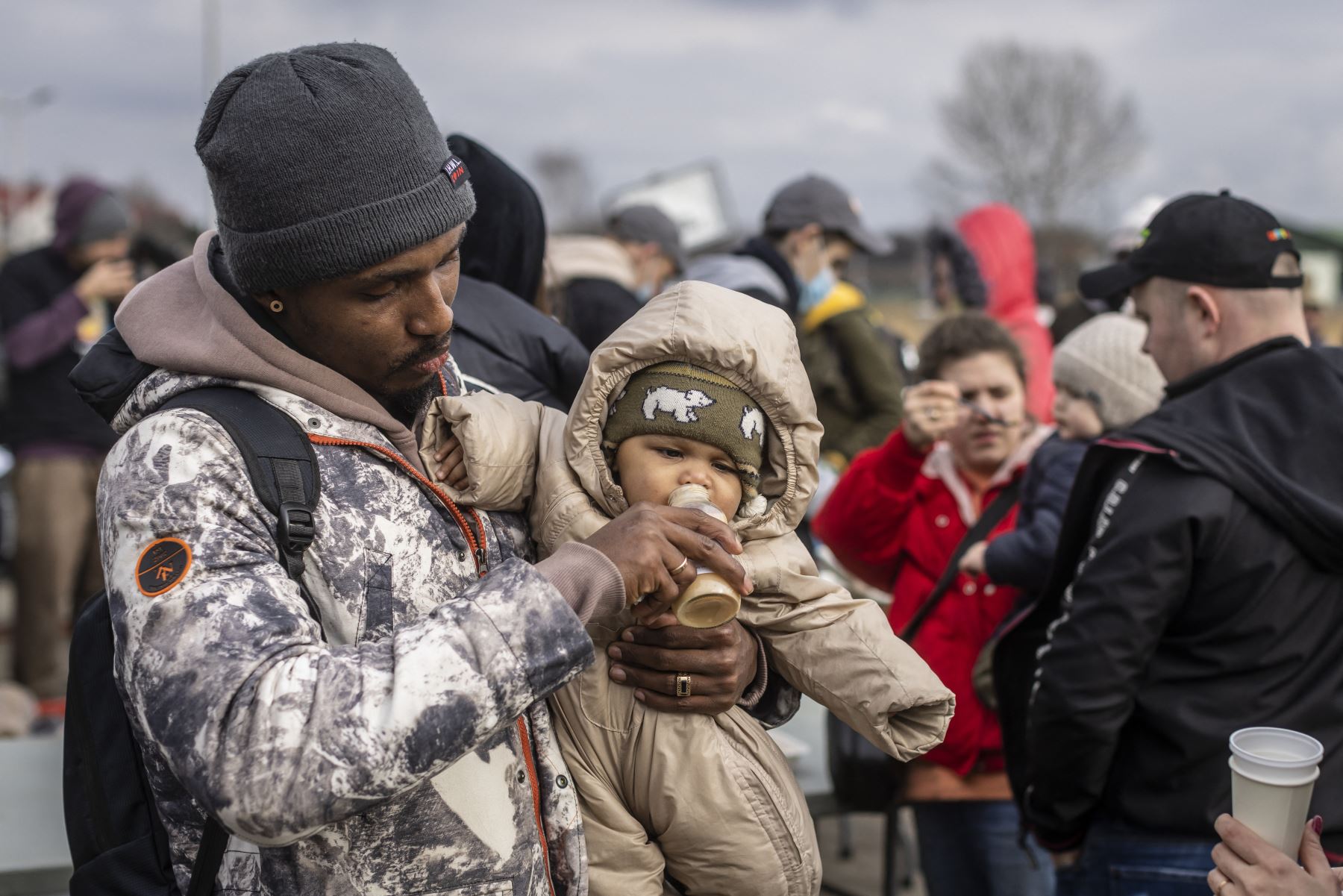 En cinco días medio millón de ucranianos han abandonado su país. Foto: AFP