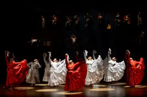 La puesta en escena “Wayra” utiliza como recurso sonoro siete diferentes instrumentos de viento. Foto: Difusión