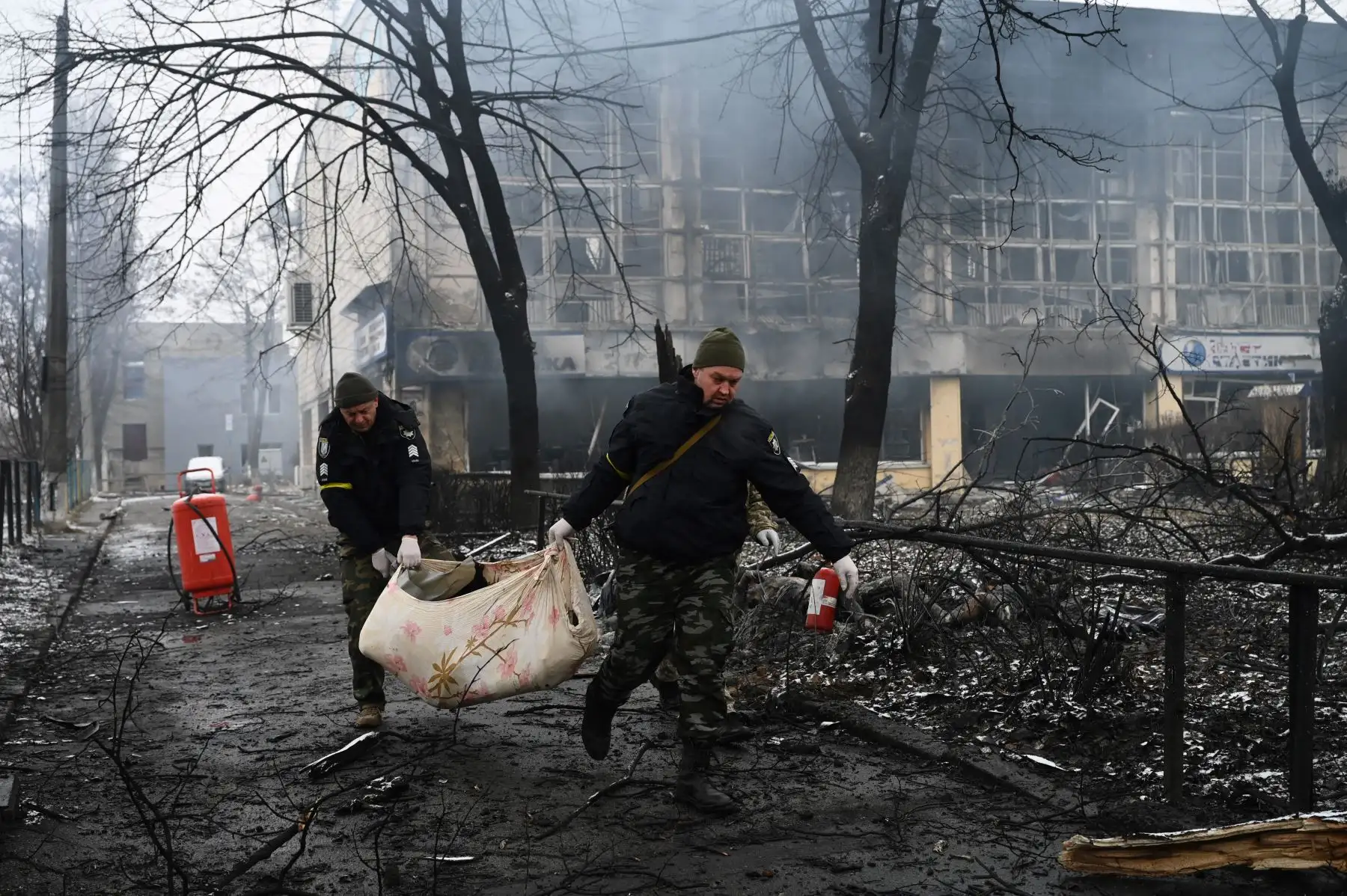 Putin promulgó una nueva ley que castiga con hasta 15 años de cárcel a quienes difundan "informaciones falsas" sobre las acciones de Rusia en el extranjero. AFP