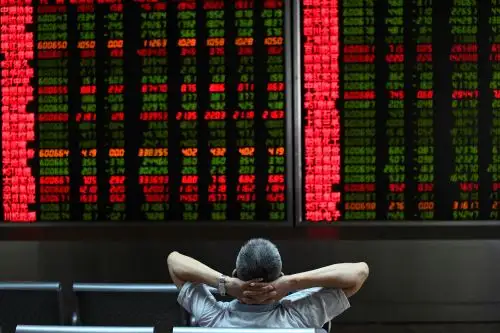 Economía golpeada por la confrontación de Rusia y Ucrania, siendo el petróleo uno de los precios que más se han elevado desde el inicio de la guerra. Foto: AFP