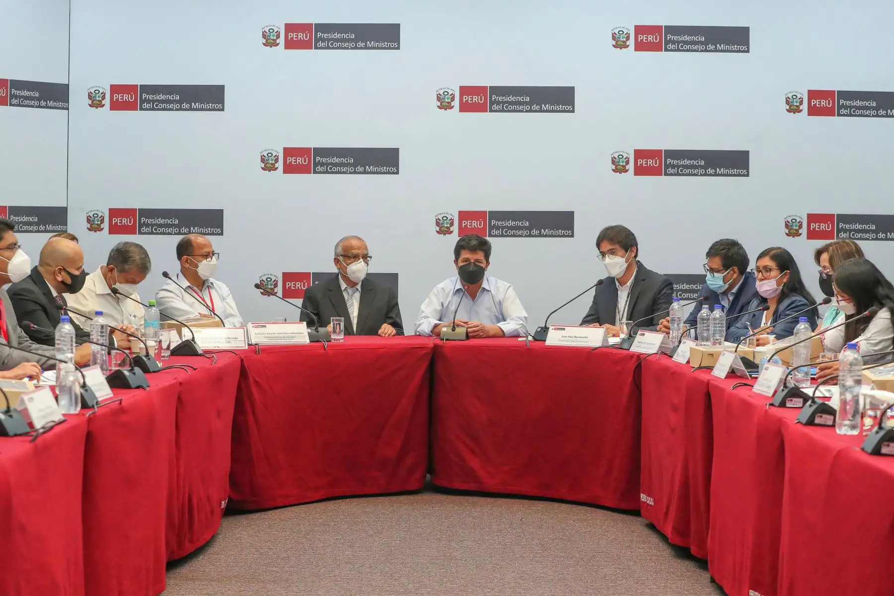 Presidente Pedro Castillo participa en la reunión entre el Ejecutivo y el Gobierno Regional de Cusco, para revisar los avances de la agenda territorial de dicha jurisdicción. Foto: ANDINA/ Prensa Presidencia