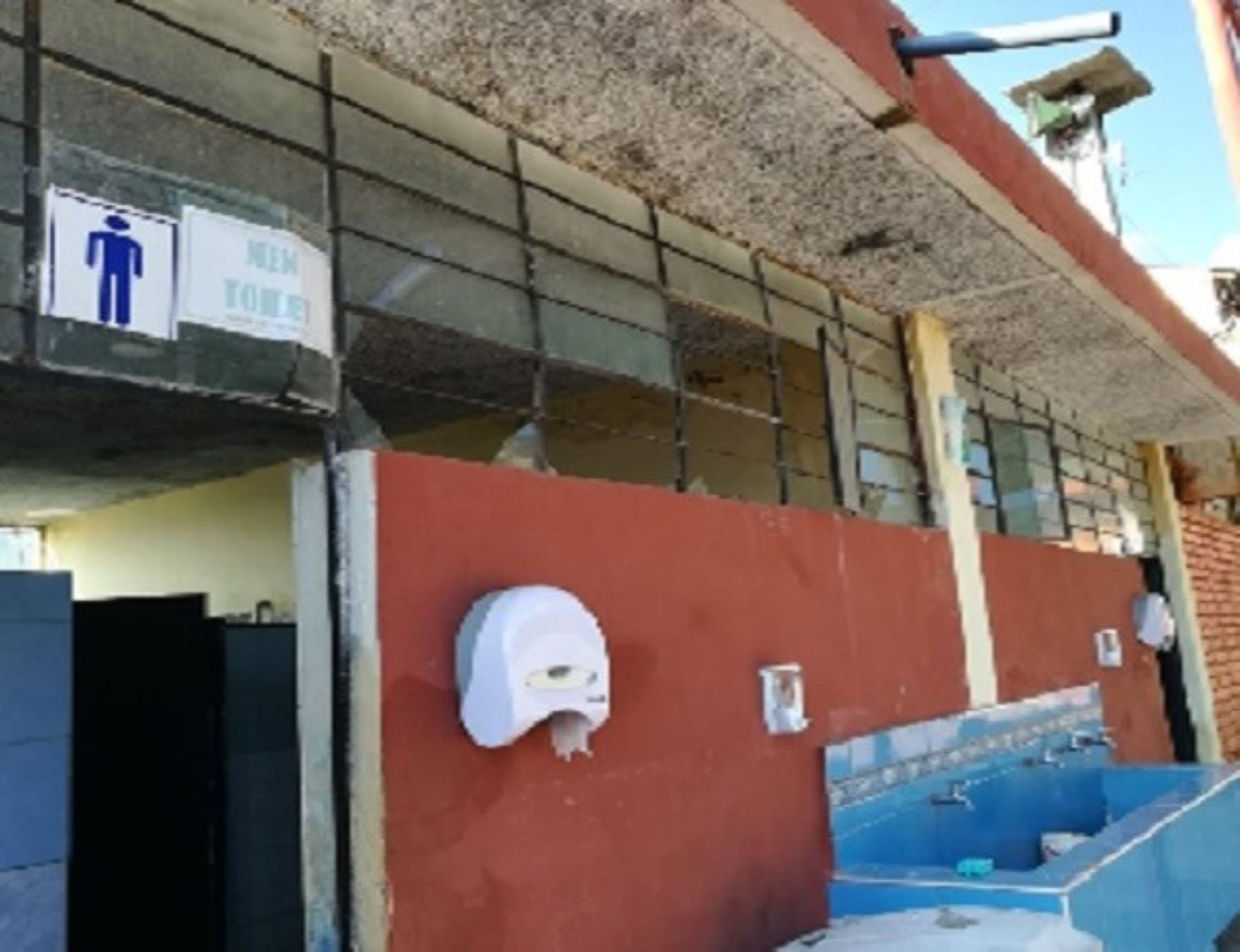 Autoridades de Educación de Arequipa advirtieron que 48 colegios particulares de la Ciudad Blanca no cuentan con infraestructura para el dictado de clases presenciales. ANDINA/Archivo