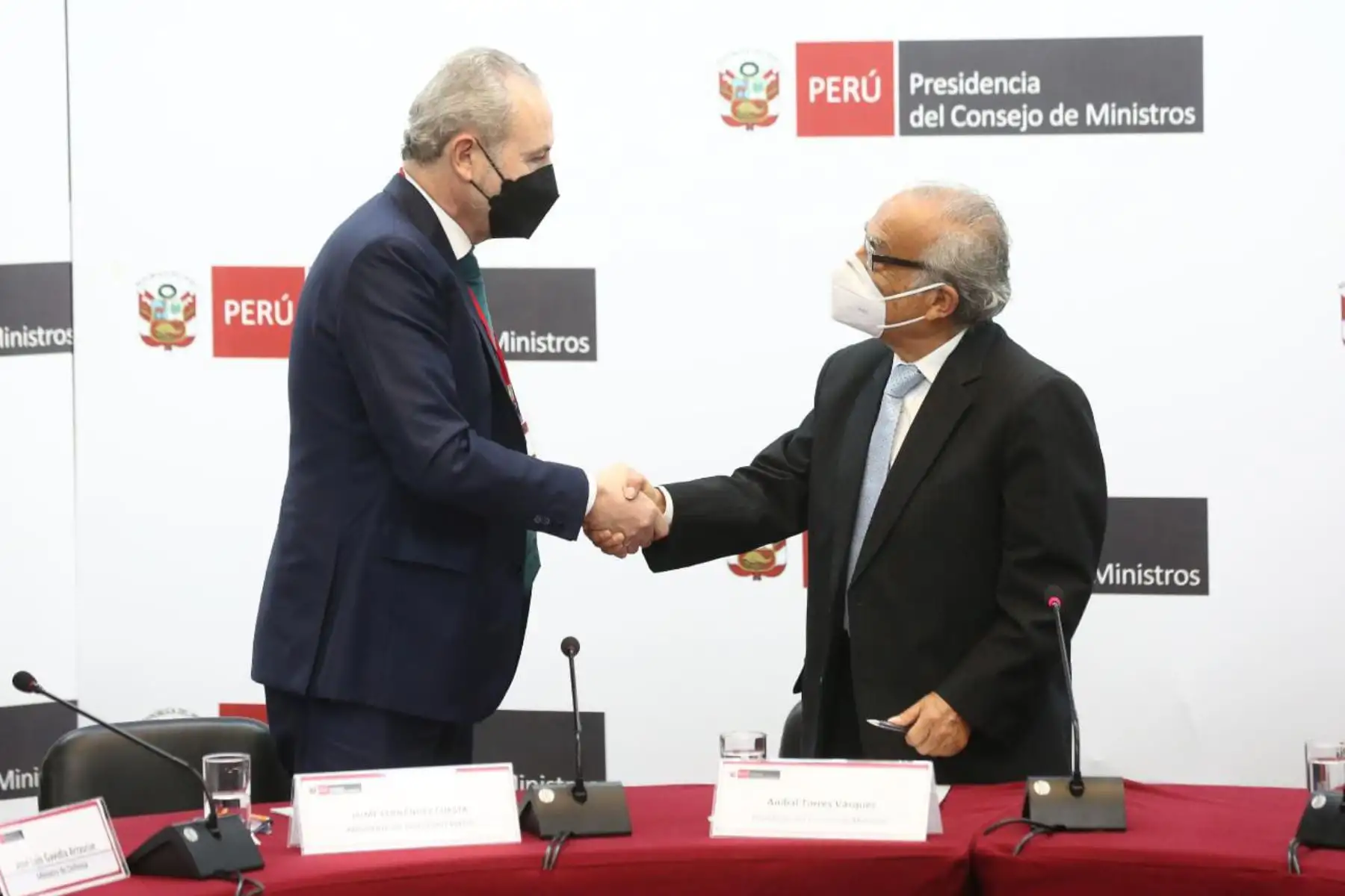 El Gobierno consigue que Repsol firme acuerdo de atención e indemnización económica a favor de afectados por derrame de petróleo en el mar de Ventanilla, el cual se expandió a otros distritos del litoral como Ancón, Santa Rosa, Aucallama y Chancay. Foto: PCM