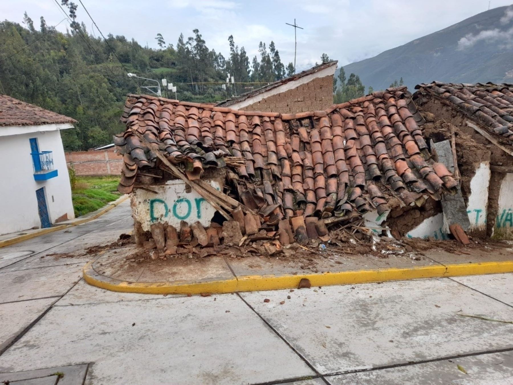 Lluvias intensas causan daños en viviendas, canales de riego y caminos vecinales en localidades de la sierra de Áncash. Foto: ANDINA/difusión.