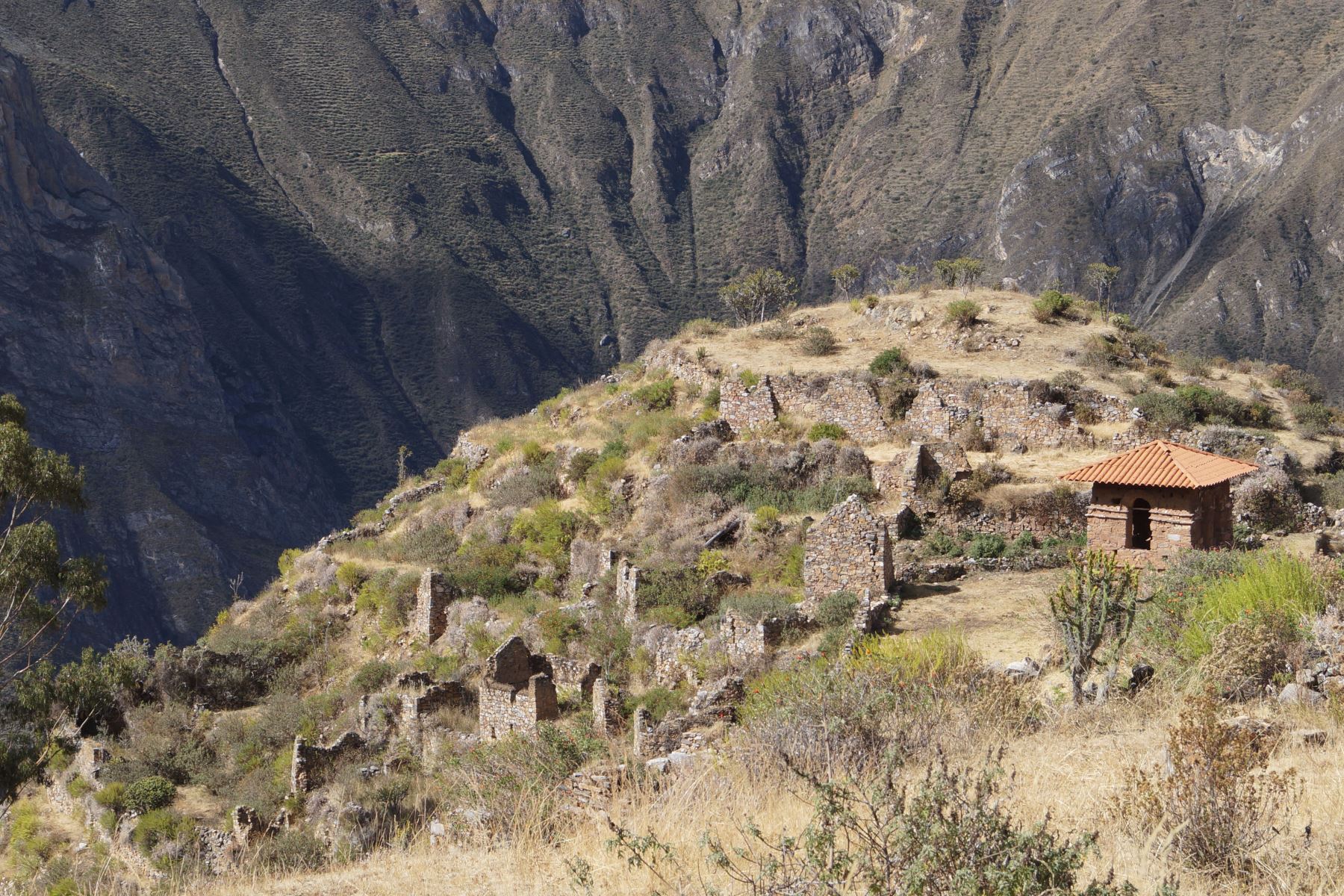 Pueblo antiguo de Huaquis. Foto: Favio Ramírez/World Monuments Fund Perú.