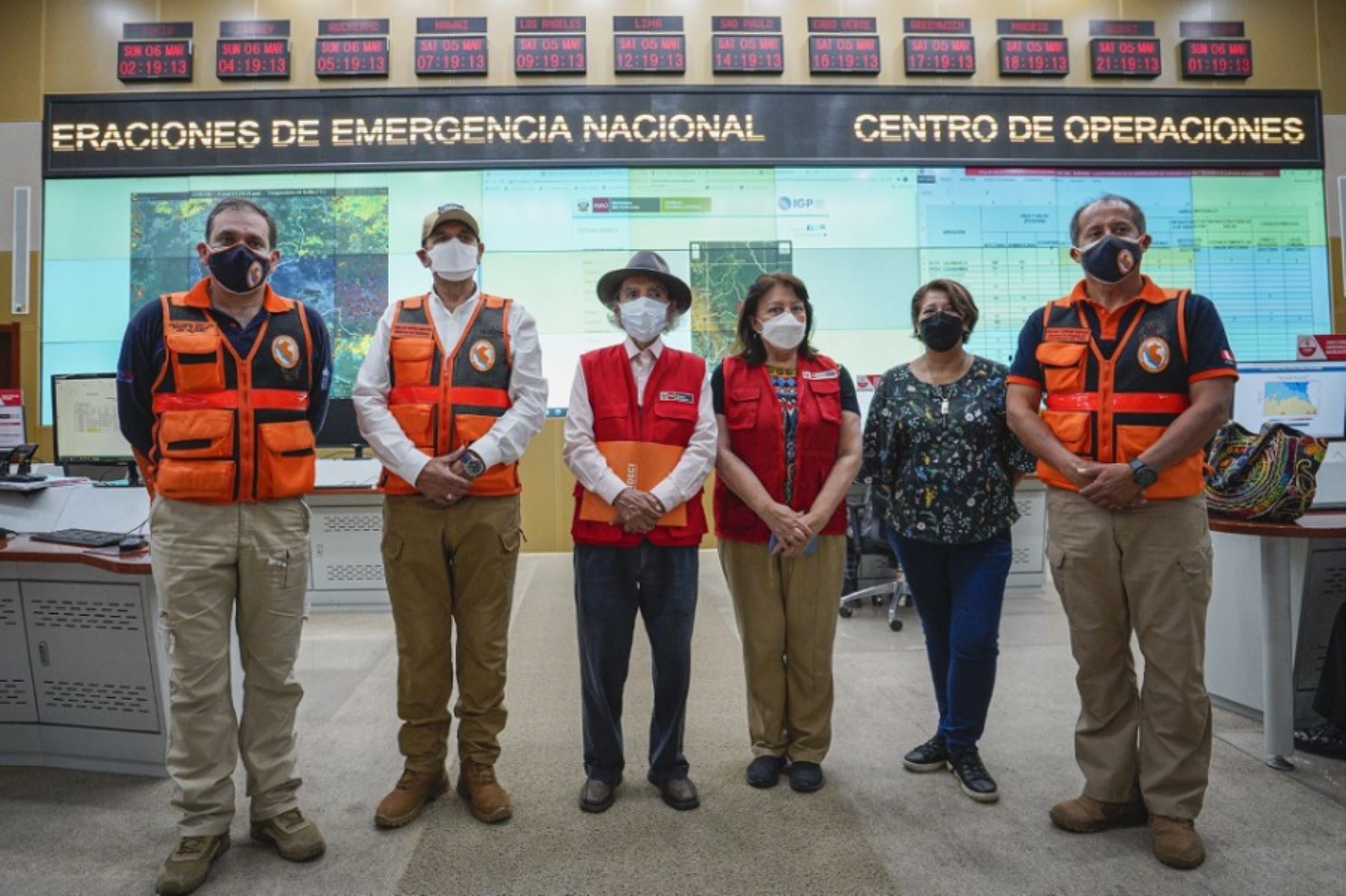 El ministro de Defensa, José Luis Gavidia Arrascue, participó en la reunión de balance de daños, articulación de acciones de atención inmediata y distribución de ayuda humanitaria ante los efectos de las intensas lluvias que se registran en la región Cajamarca.