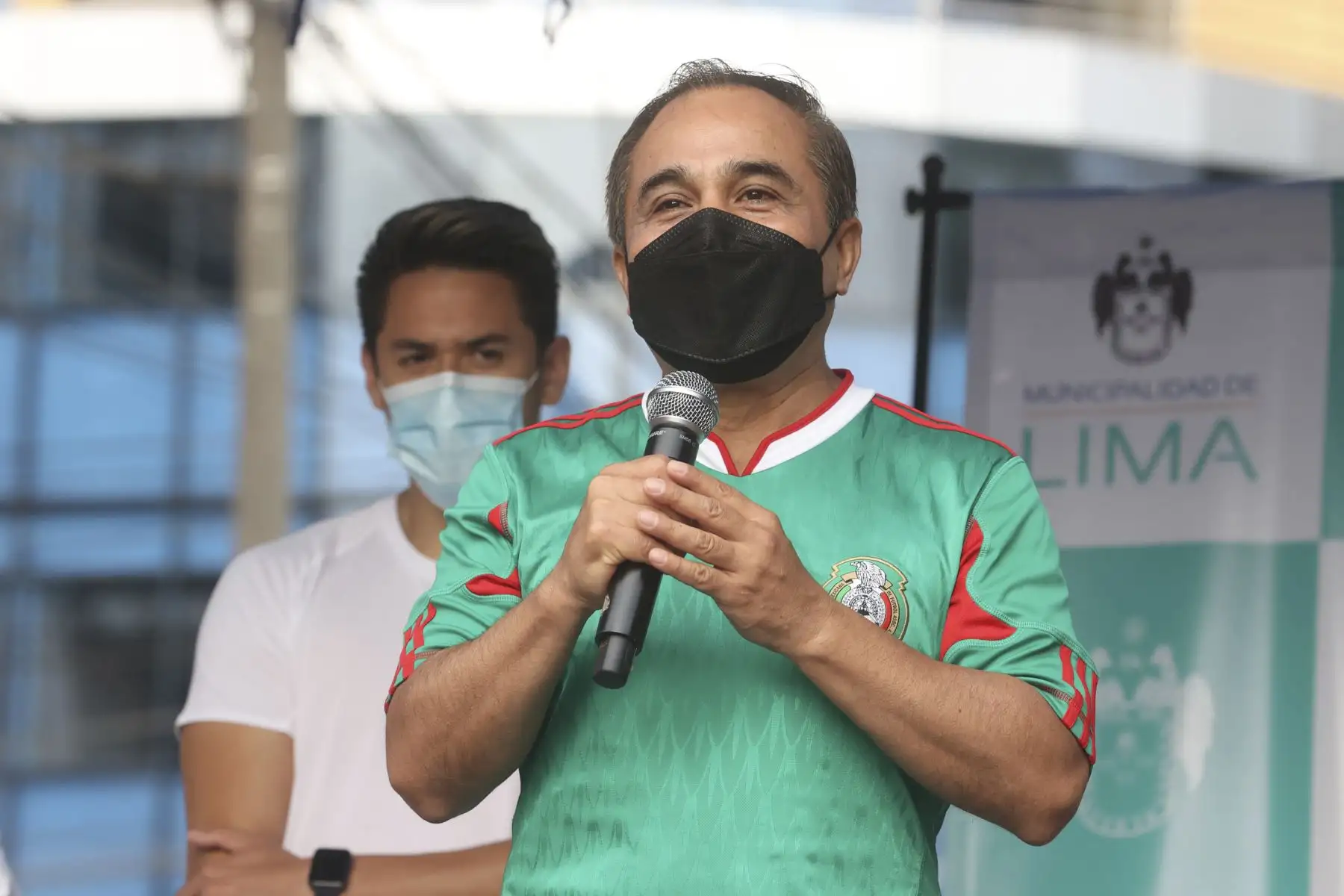 Víctor Hugo Morales, embajador de Mexico en Perú, dirige unas palabras. Foto: ANDINA/Vidal Tarqui