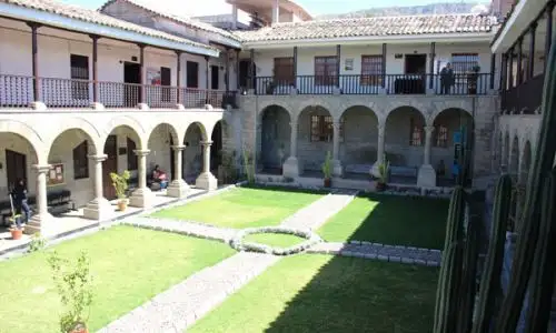 Cortesía