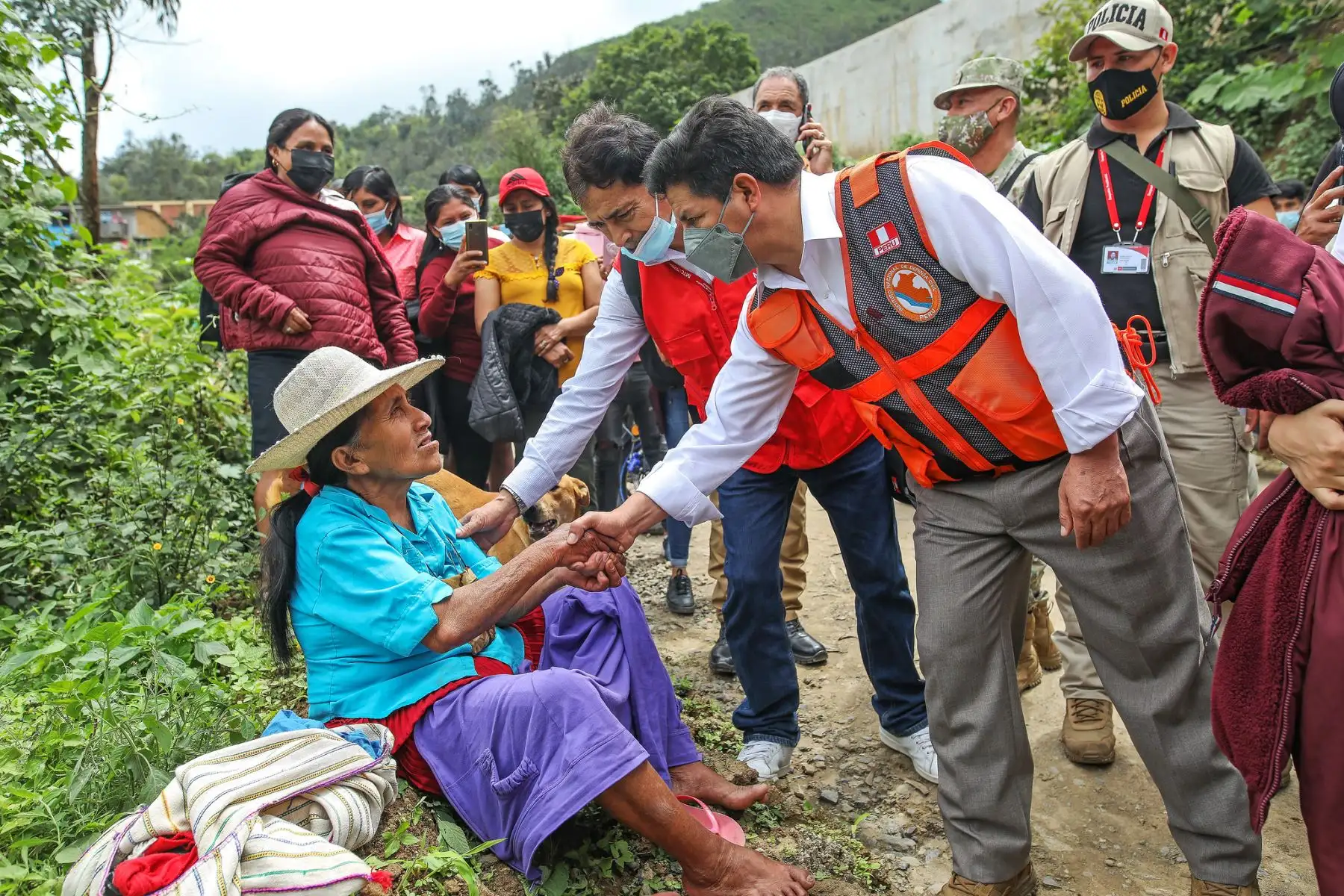 El presidente Pedro Castillo, junto con ministros de Estado, recorrió el centro poblado de Limón de Porcuya y el distrito de Huarmaca en la región Piura, para constatar las necesidades de la población y dialogar con sus representantes y autoridades. Foto: ANDINA/Prensa Presidencia