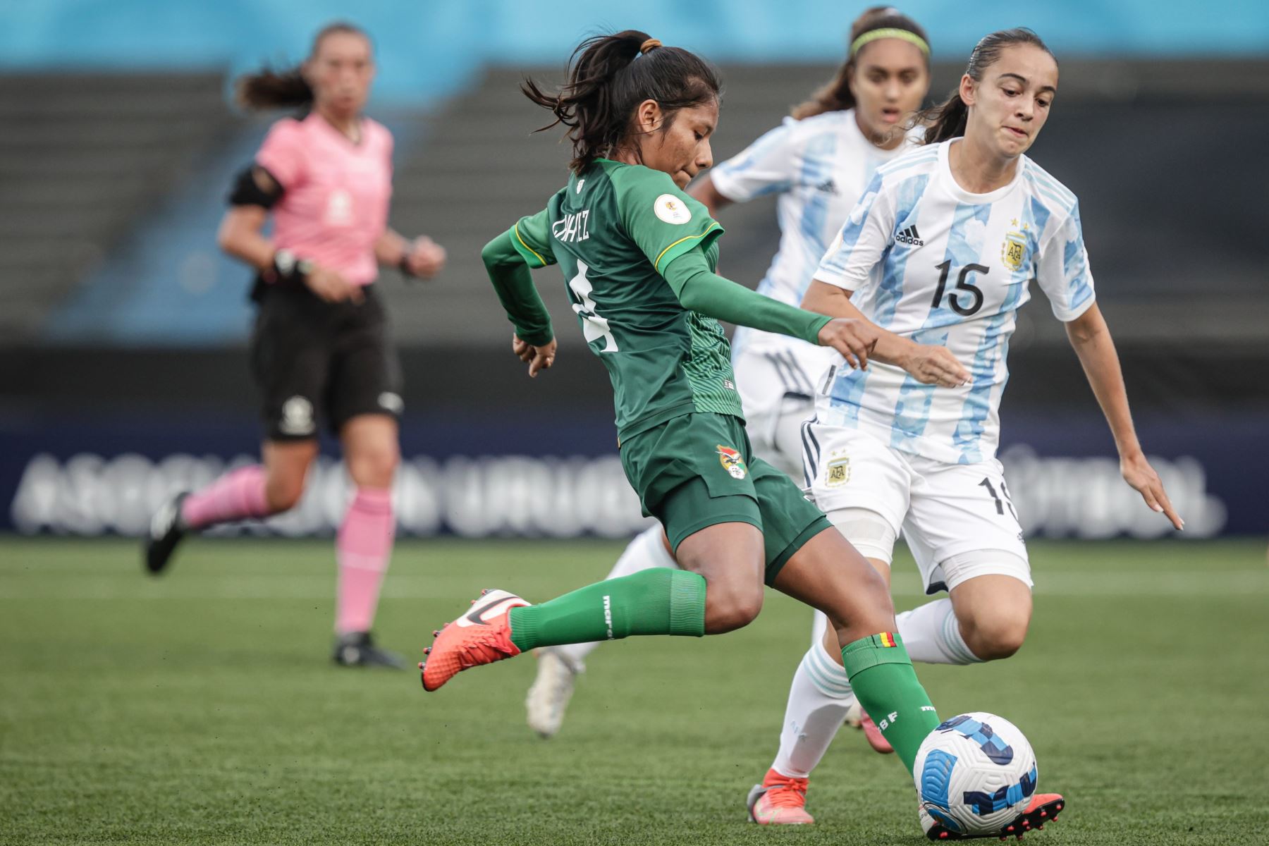 yo Remontarse cargando Conmebol espera convertir el fútbol femenino sudamericano en una "potencia"  | Noticias | Agencia Peruana de Noticias Andina