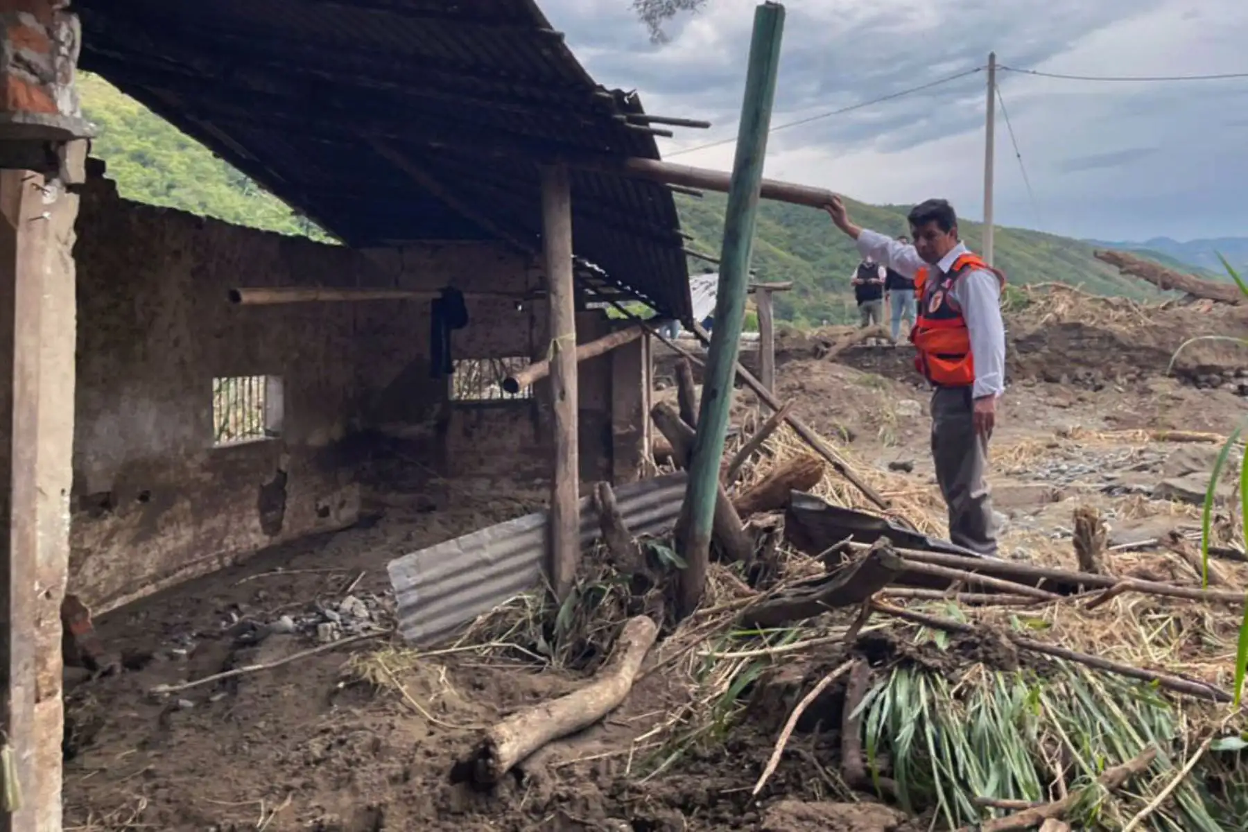 Presidente Pedro Castillo, supervisa las zonas afectadas por las intensas lluvias en el distrito de Chirinos, en la región Cajamarca.
Foto: ANDINA/ Prensa Presidencia