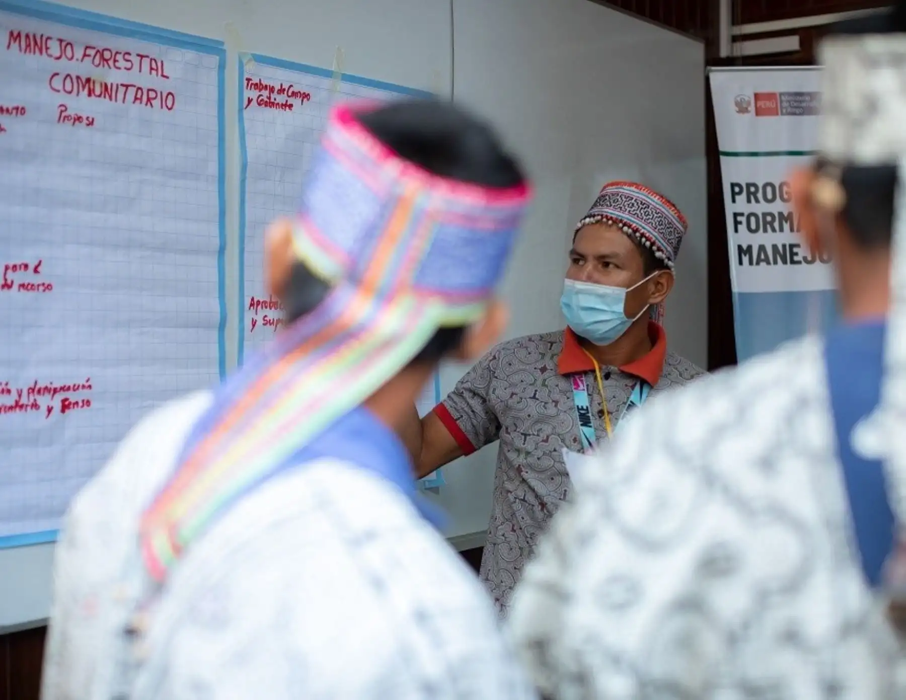 Guías del bosque del Serfor capacitarán sobre manejo forestal comunitario en cuatro lenguas indígenas a representantes de comunidades nativas de la región Ucayali. ANDINA/Difusión