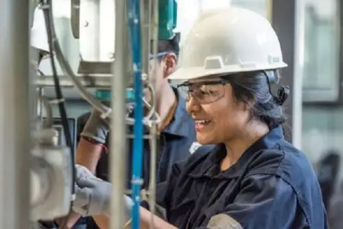 El interés femenino por las carreras técnicas se incrementa año tras año señala Senati. Foto: Cortesía.