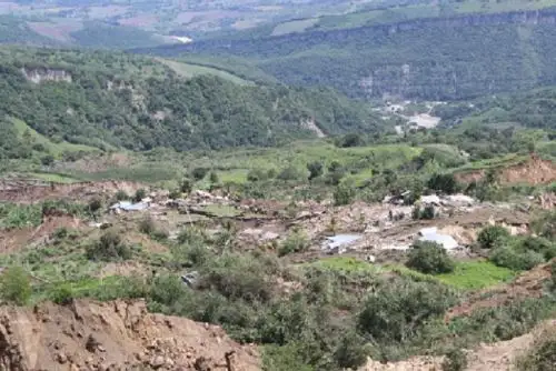 Deslizamiento de cerros y lluvias destruyeron varias viviendas y cultivos en distritos de Jamalca y Cajaruro, en Amazonas.