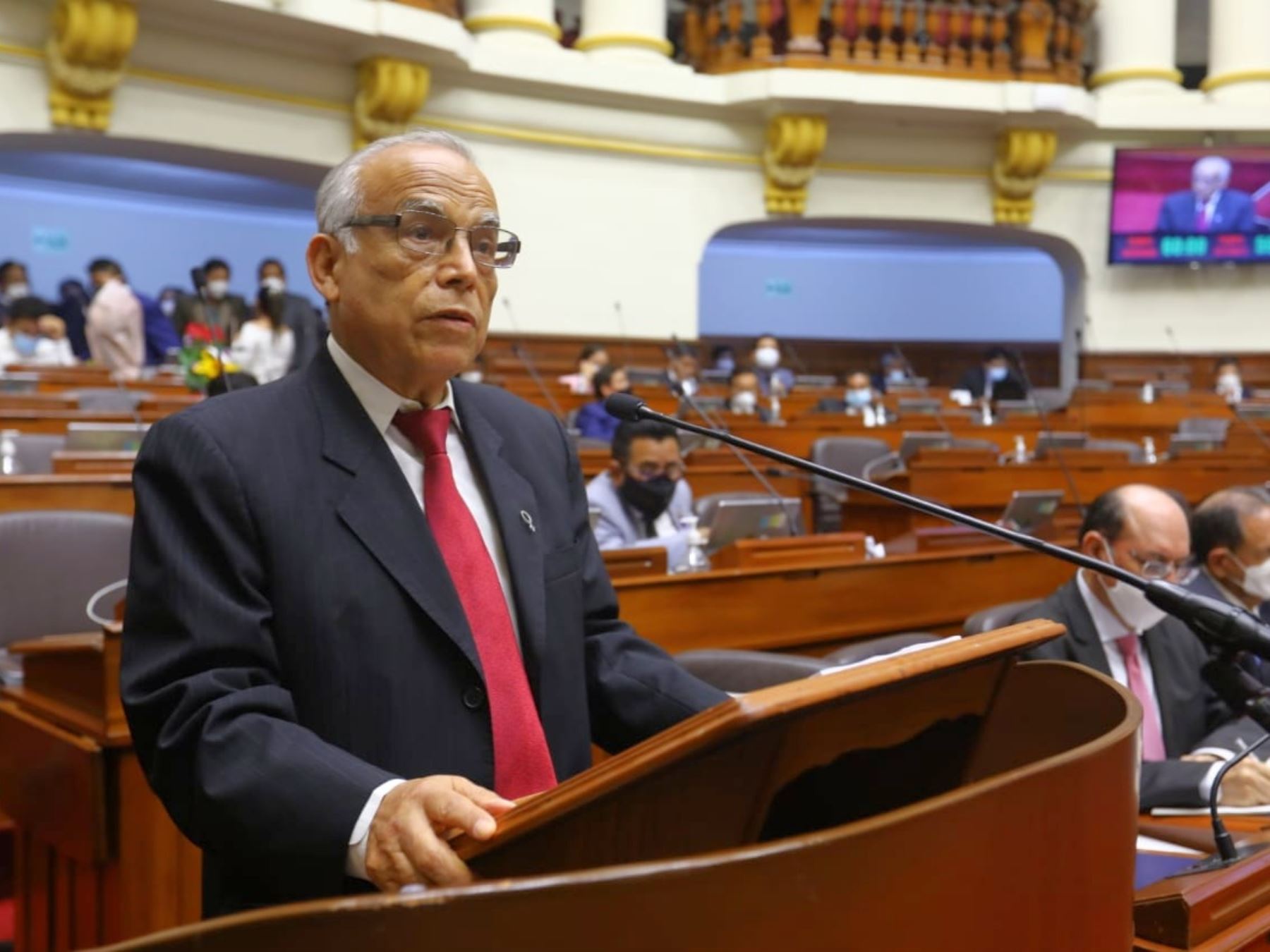 Aníbal Torres responde pliego interpelatorio ante el pleno del Congreso