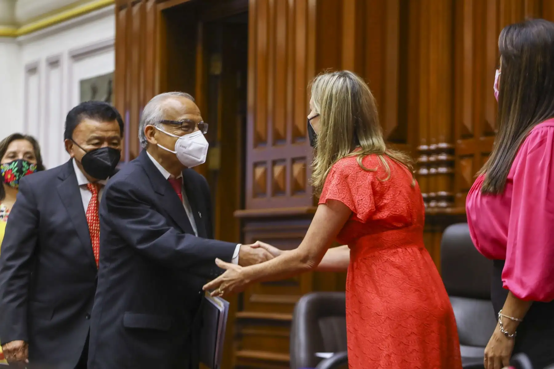 Presidente del Consejo de Ministros, Aníbal Torres, acompañado del gabinete, se presenta ante el Congreso de la República para solicitar el Voto de Confianza para el gabinete. Foto: Congreso