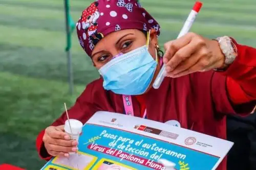 El sector Salud promueve la aplicación de pruebas moleculares para la detección oportuna del cáncer de cuello uterino. Foto: ANDINA/Difusión