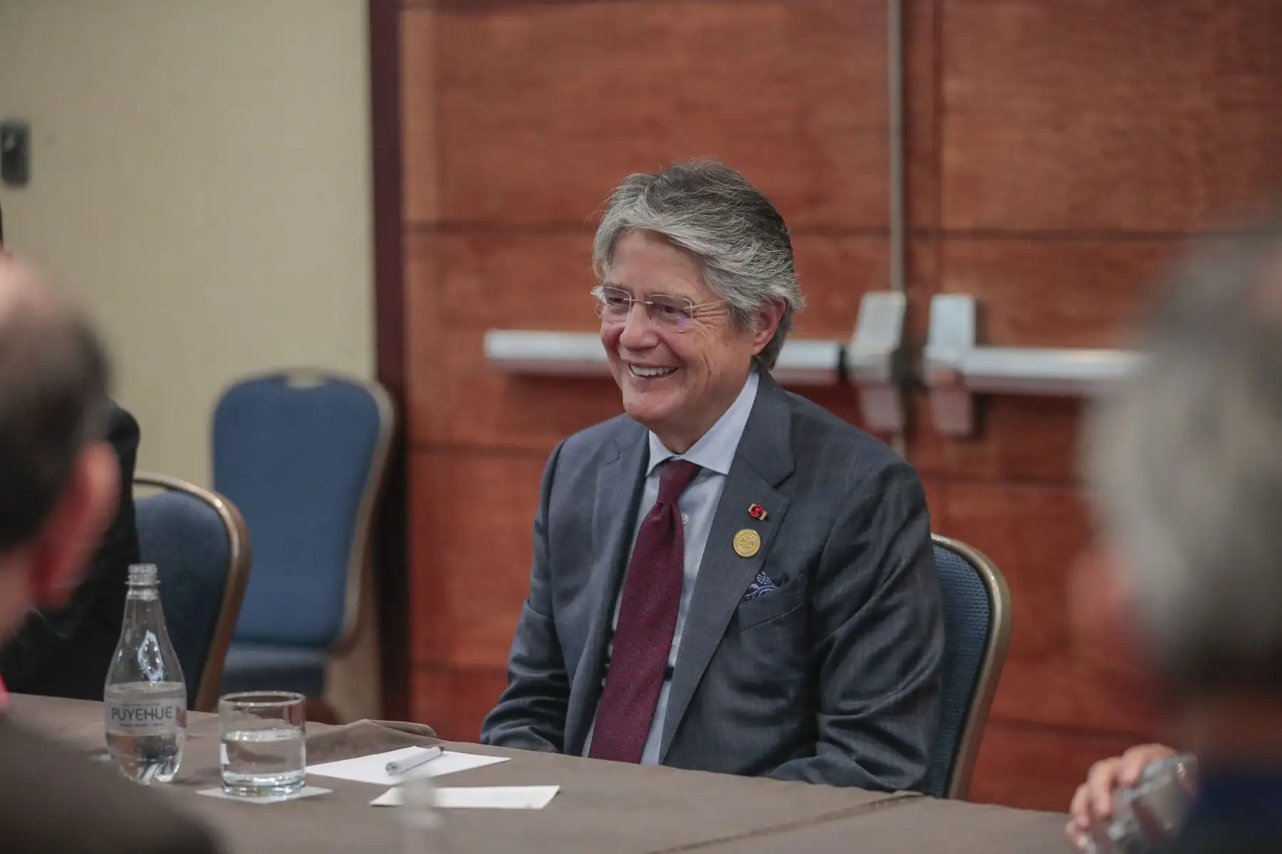 Presidente de la República, Pedro Castillo, se reúne con el presidente de Ecuador, Guillermo Lasso en el marco de su visita oficial a la ciudad De Santiago de Chile. Foto: ANDINA/Presidencia Perú