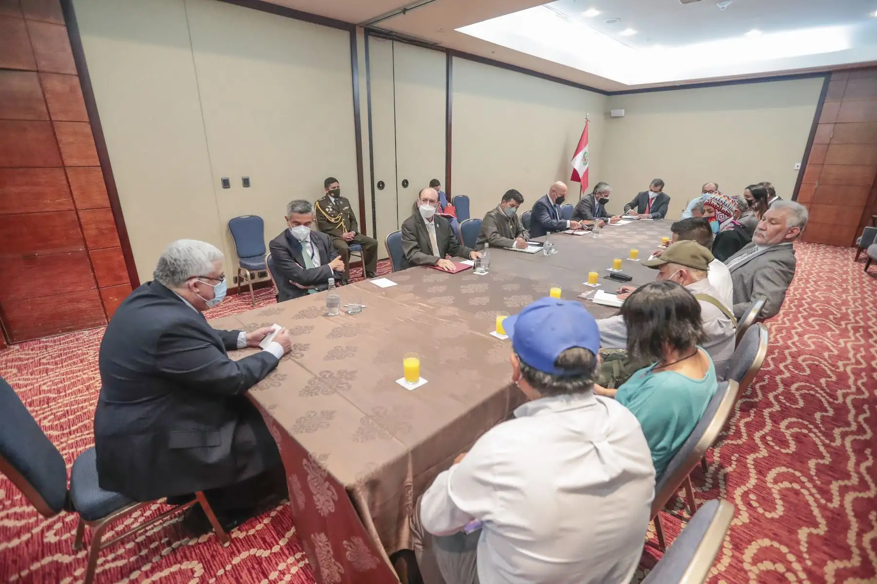 En el marco de su visita oficial a Santiago de Chile, el Presidente de la República, Pedro Castillo, sostuvo un encuentro con la comunidad peruana residente en ese país. Foto: ANDINA/Presidencia Perú
