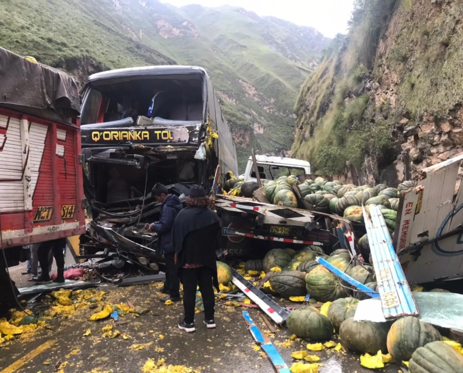 Choque de camión y bus interprovincial en la carretera Central, a la altura de Pasco, deja dos heridos de gravedad. ANDINA/Difusión