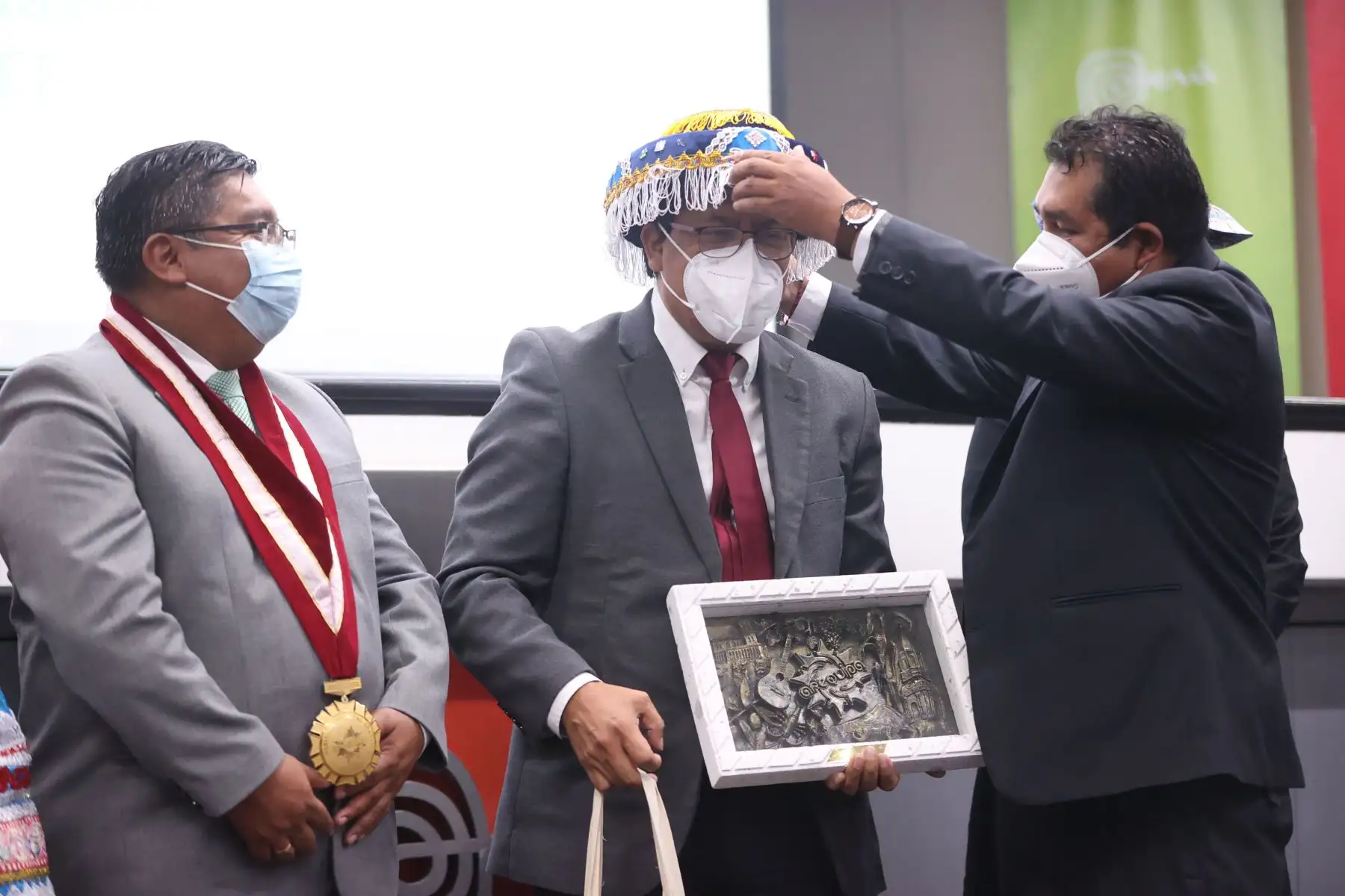 El ministro de Comercio Exterior y Turismo, Roberto Sánchez, destacó el reconocimiento internacional otorgado a tres destinos turísticos peruanos en los premios "Green Destinations Story Awards", que reconoció a 17 historias de turismo sostenible más ejemplares e inspiradoras a nivel mundial.
Foto: ANDINA/ Jhonel Rodríguez Robles
