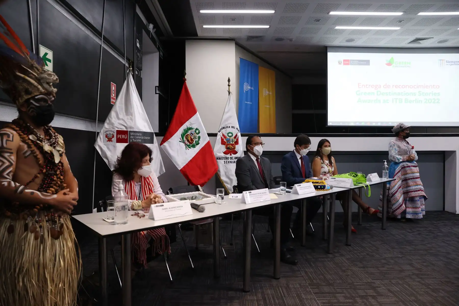 Los destinos nacionales premiados son: el Cañón del Colca, con la historia “Sibayo Turismo Rural y Comunitario” ; la Reserva Nacional Pacaya Samiria y el Parque Nacional Tingo María.
Foto: ANDINA / Jhonel Rodríguez Robles