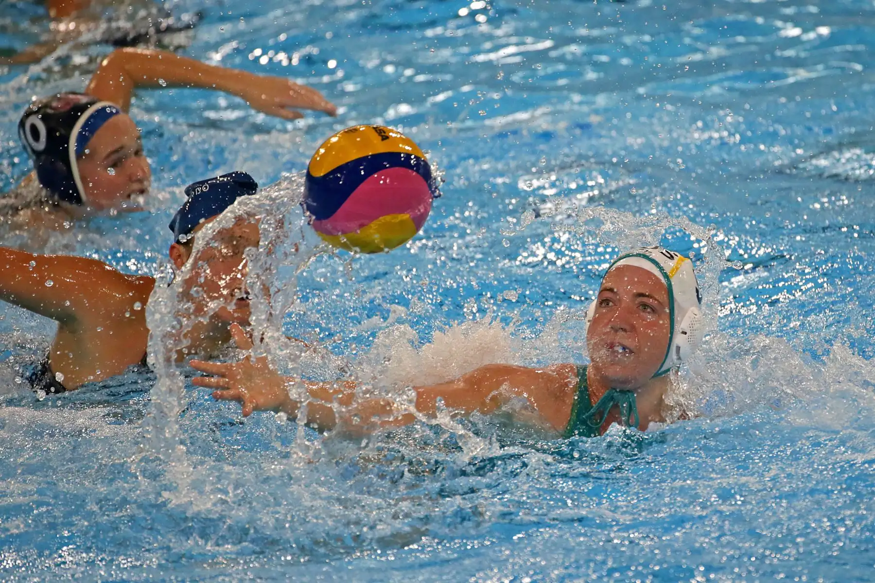 Final de la Liga Mundial de Waterpolo entre en el Centro Acuático de la Videna. Australia es campeón en mujeres. Foto: Legado