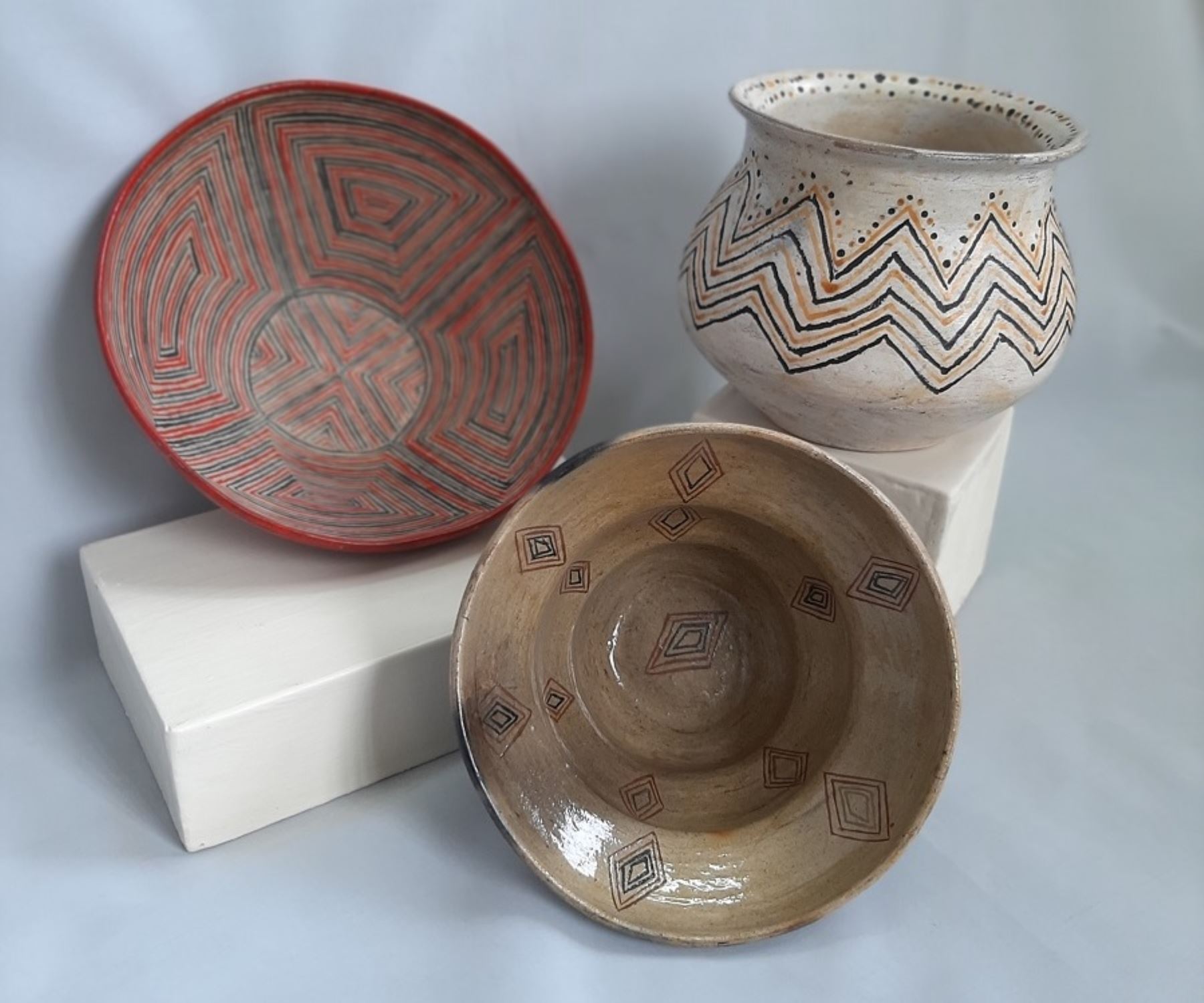 Presentan arte tradicional peruano y la cerámica awajún en el Museo Nacional de la Cultura.